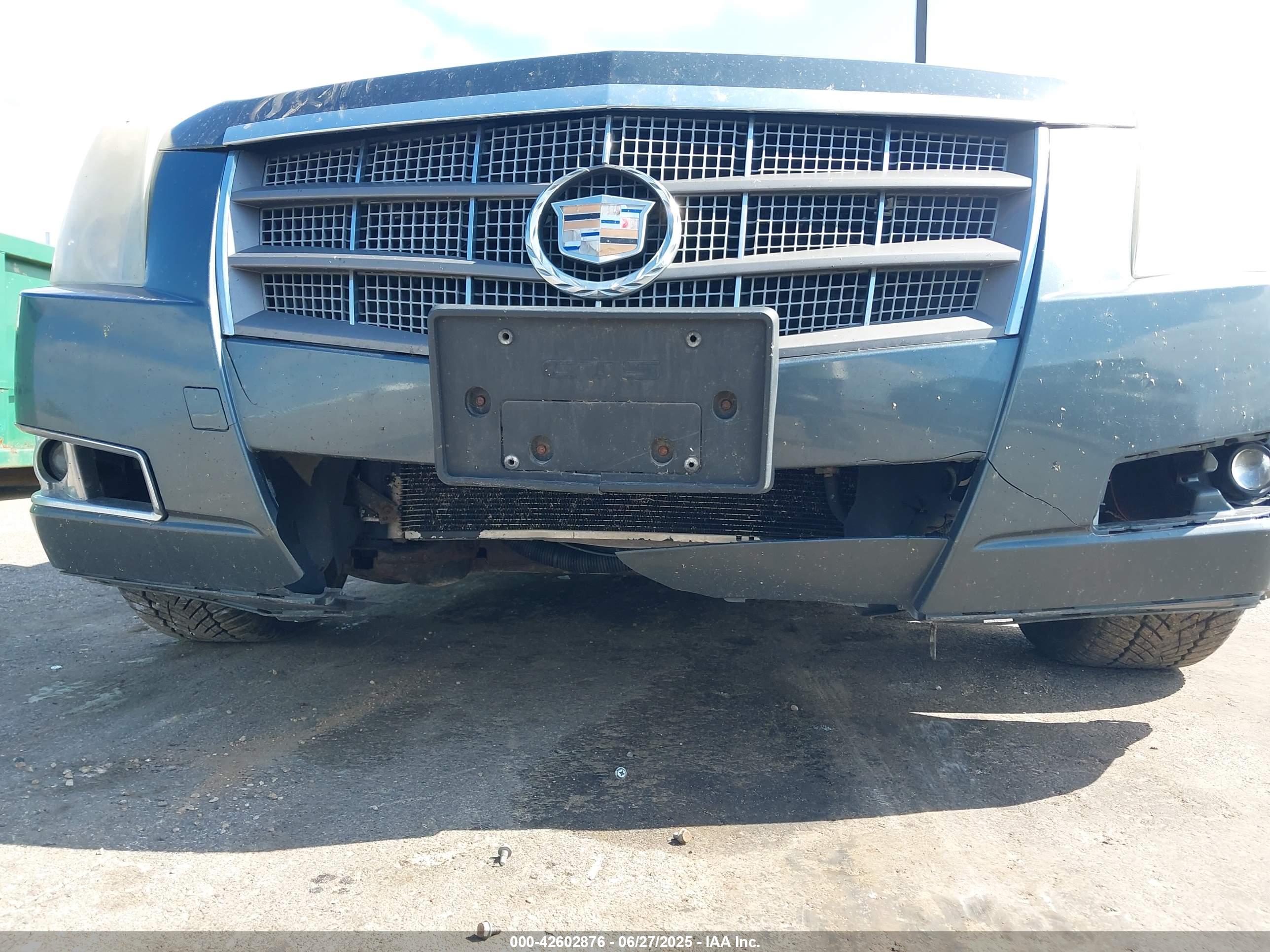 CADILLAC CTS image 6