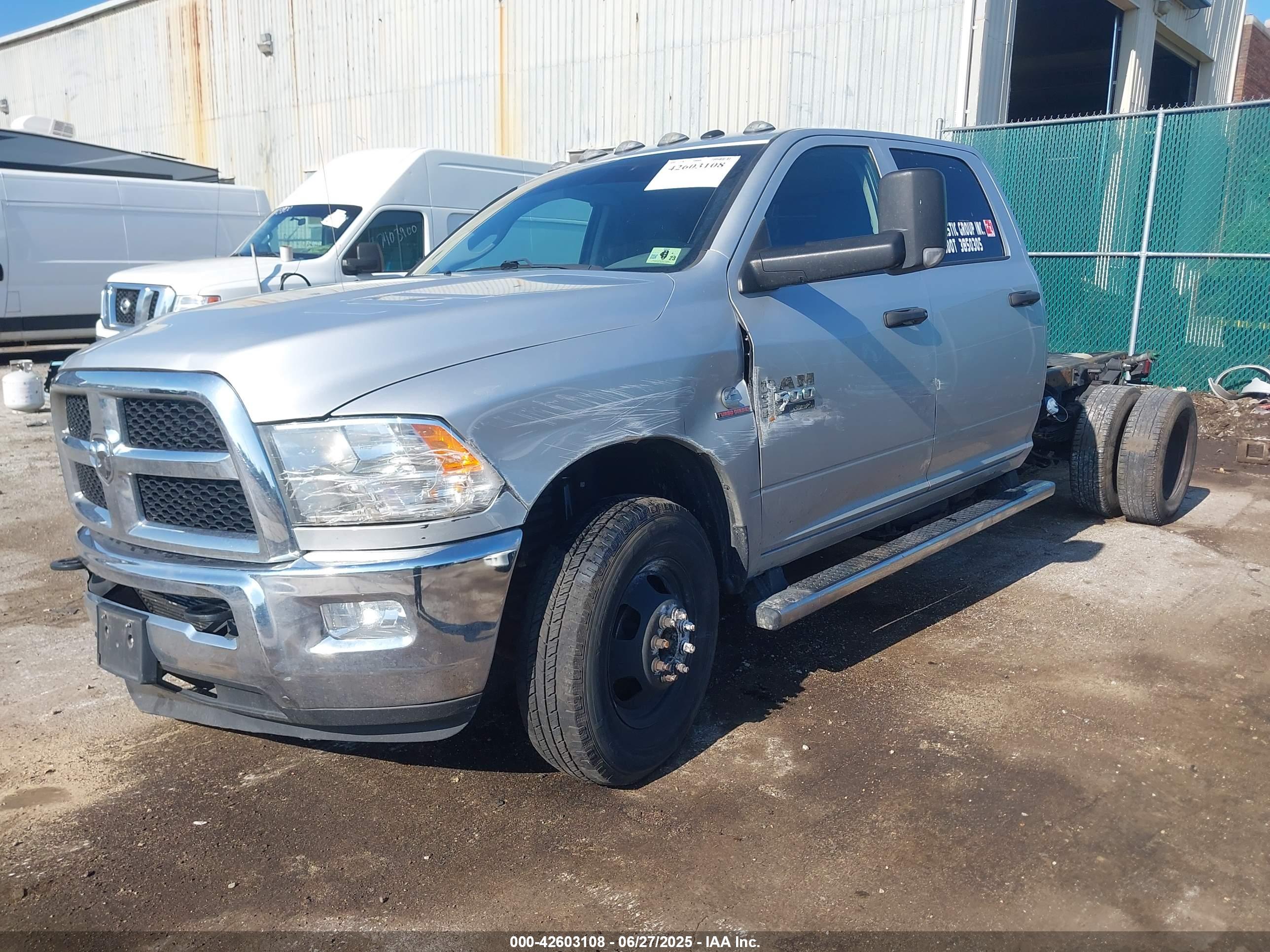 RAM 3500 image 2