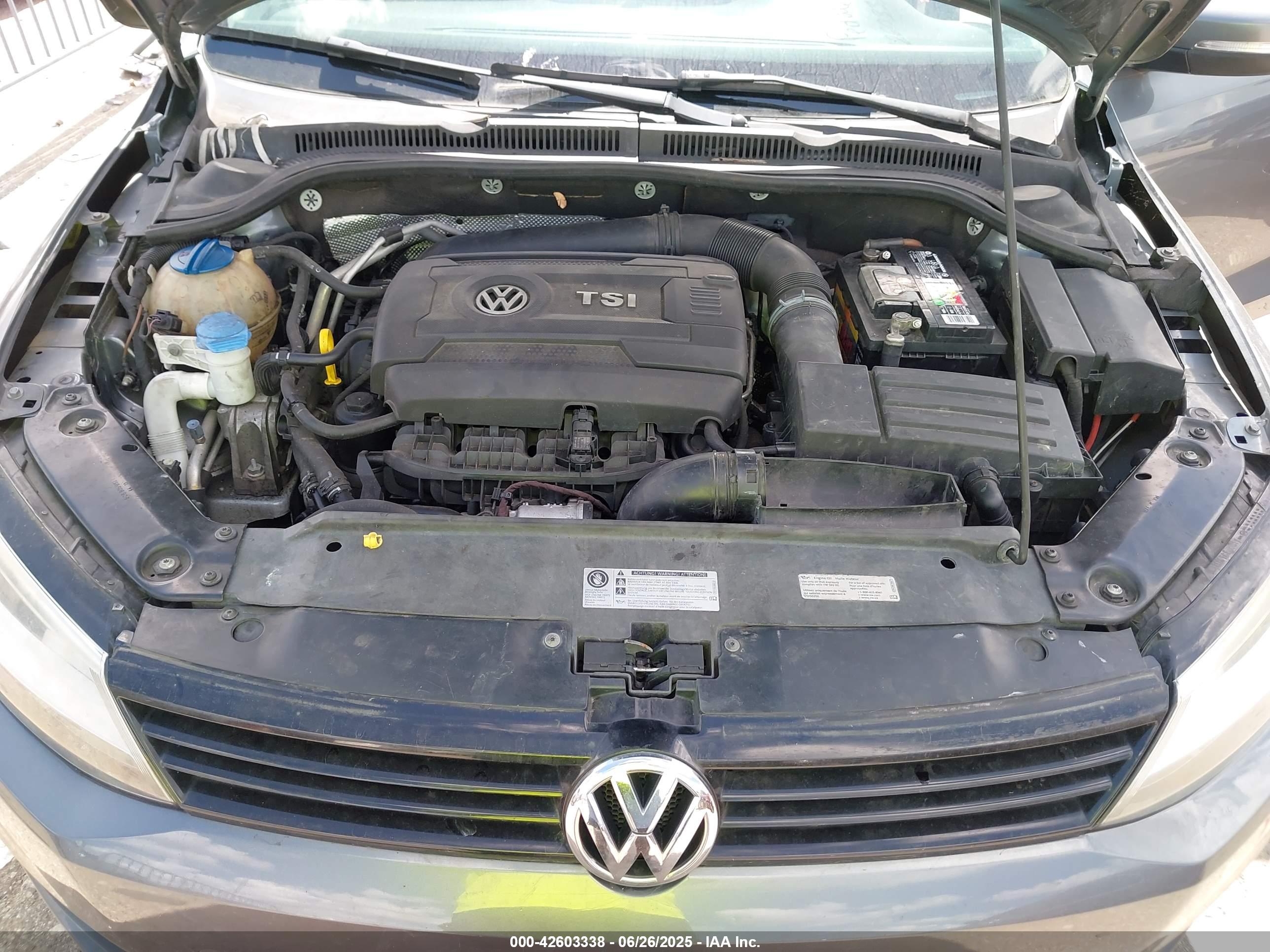 VOLKSWAGEN JETTA image 10