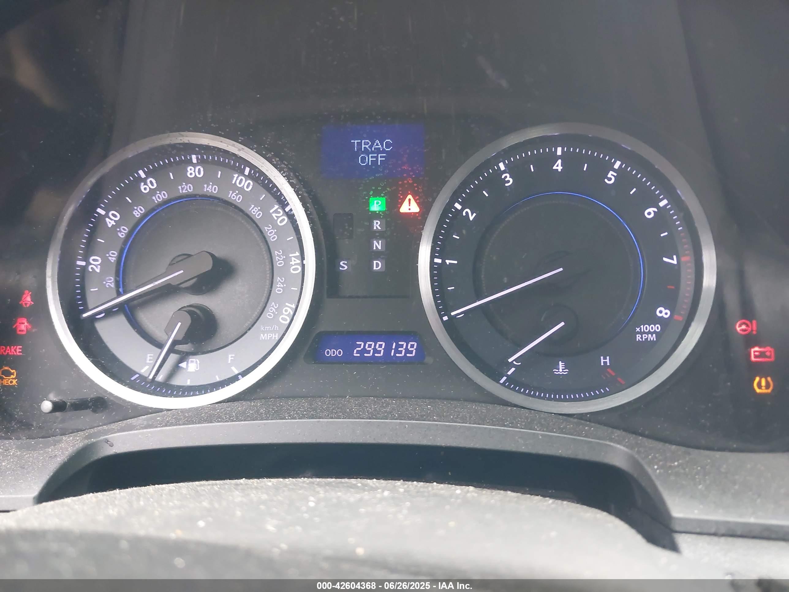 LEXUS IS image 7