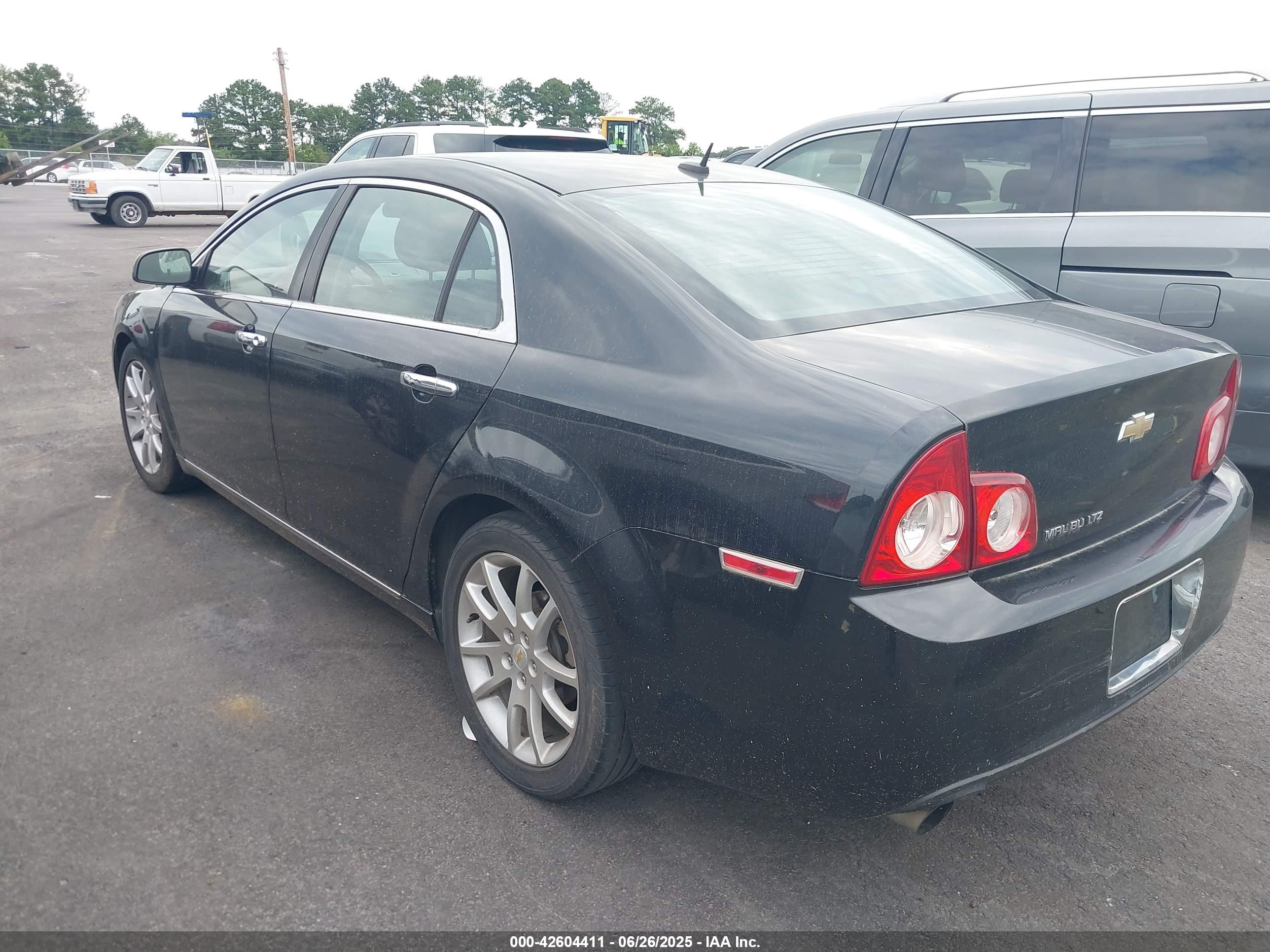CHEVROLET MALIBU image 3