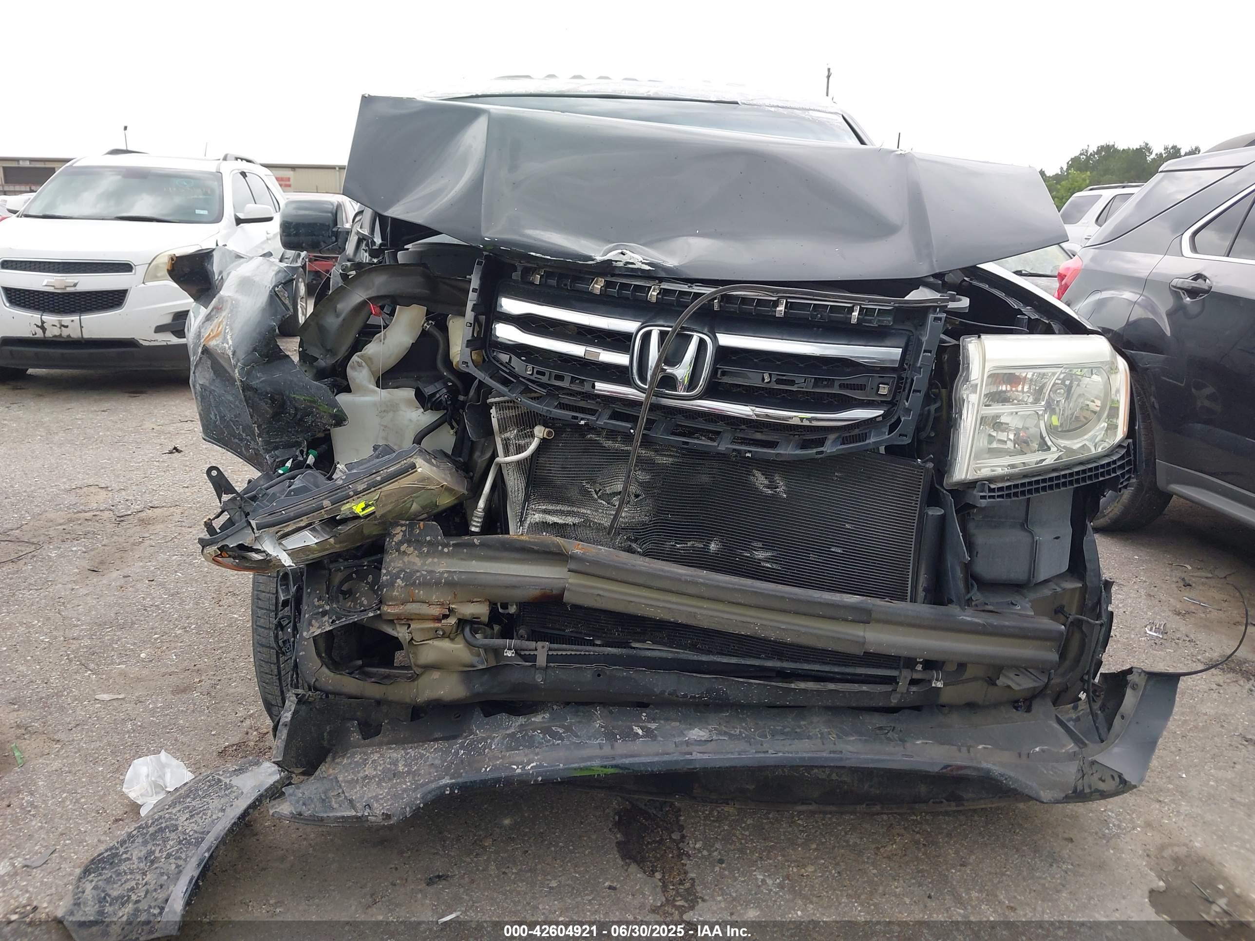 HONDA PILOT image 6