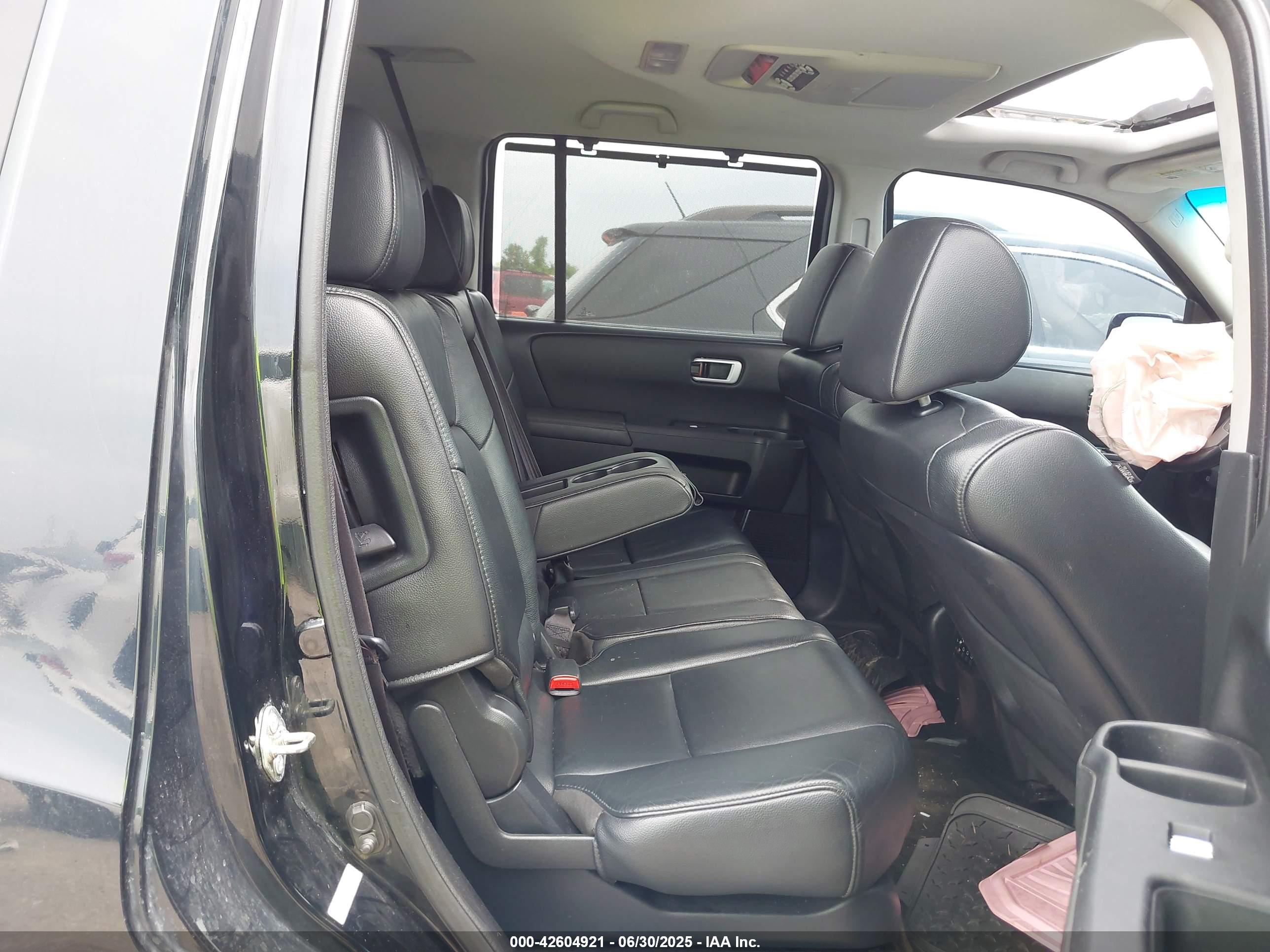 HONDA PILOT image 8