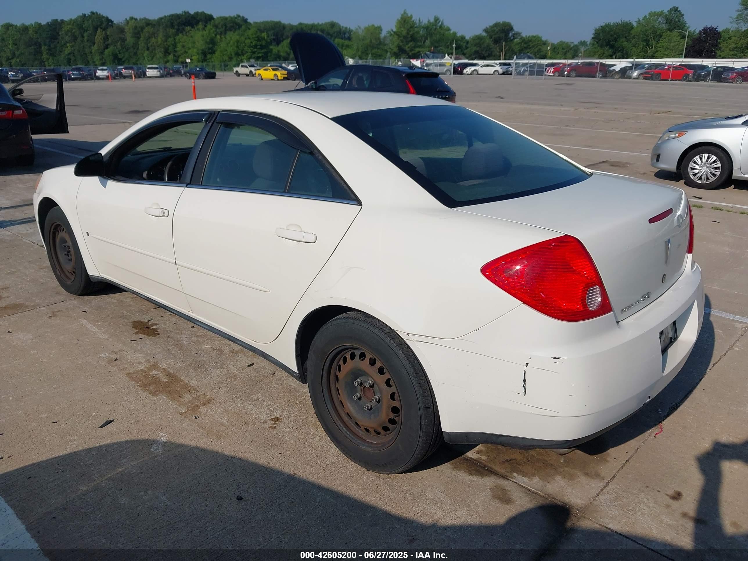 PONTIAC G6 image 3