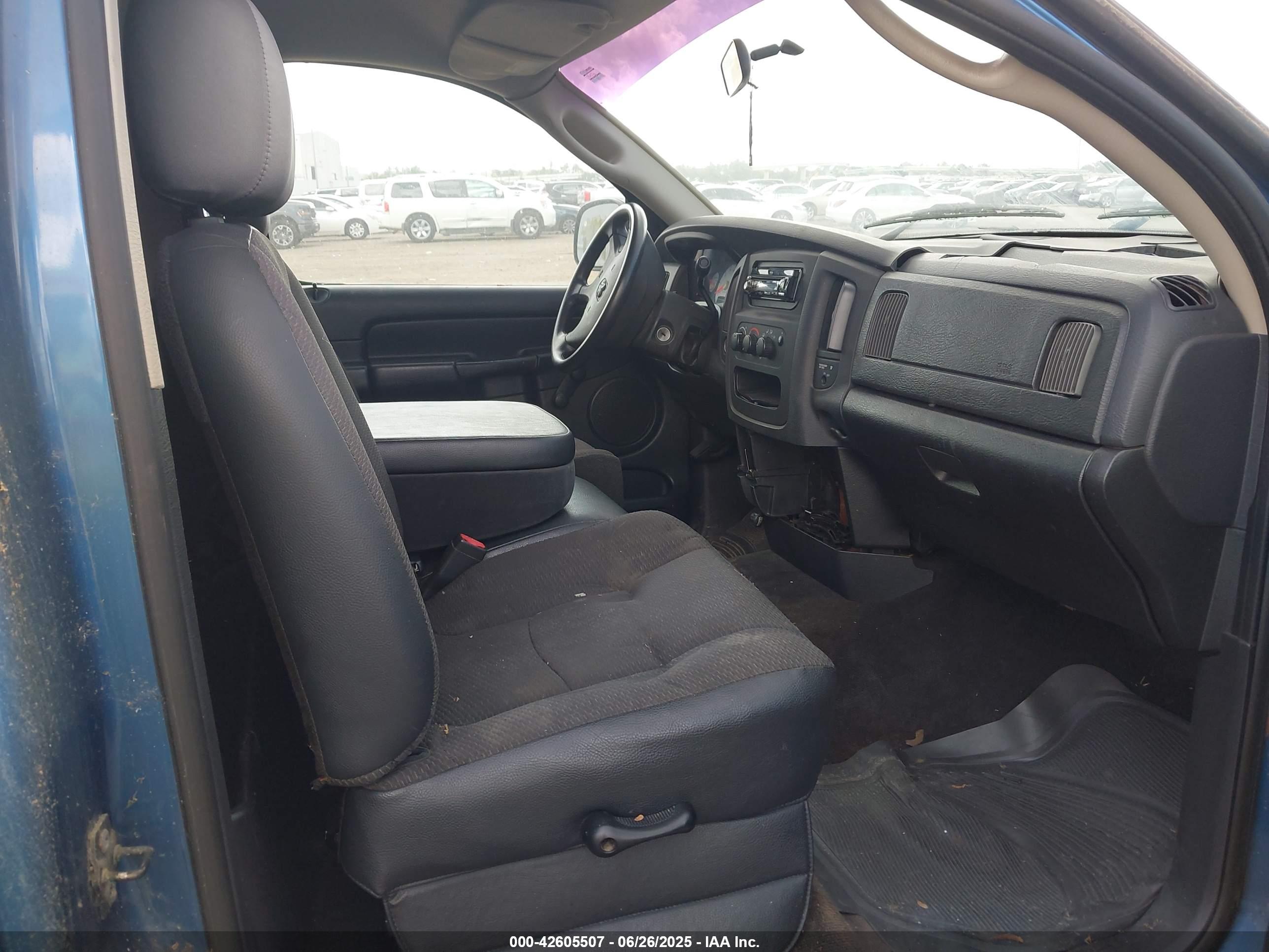 DODGE RAM image 5