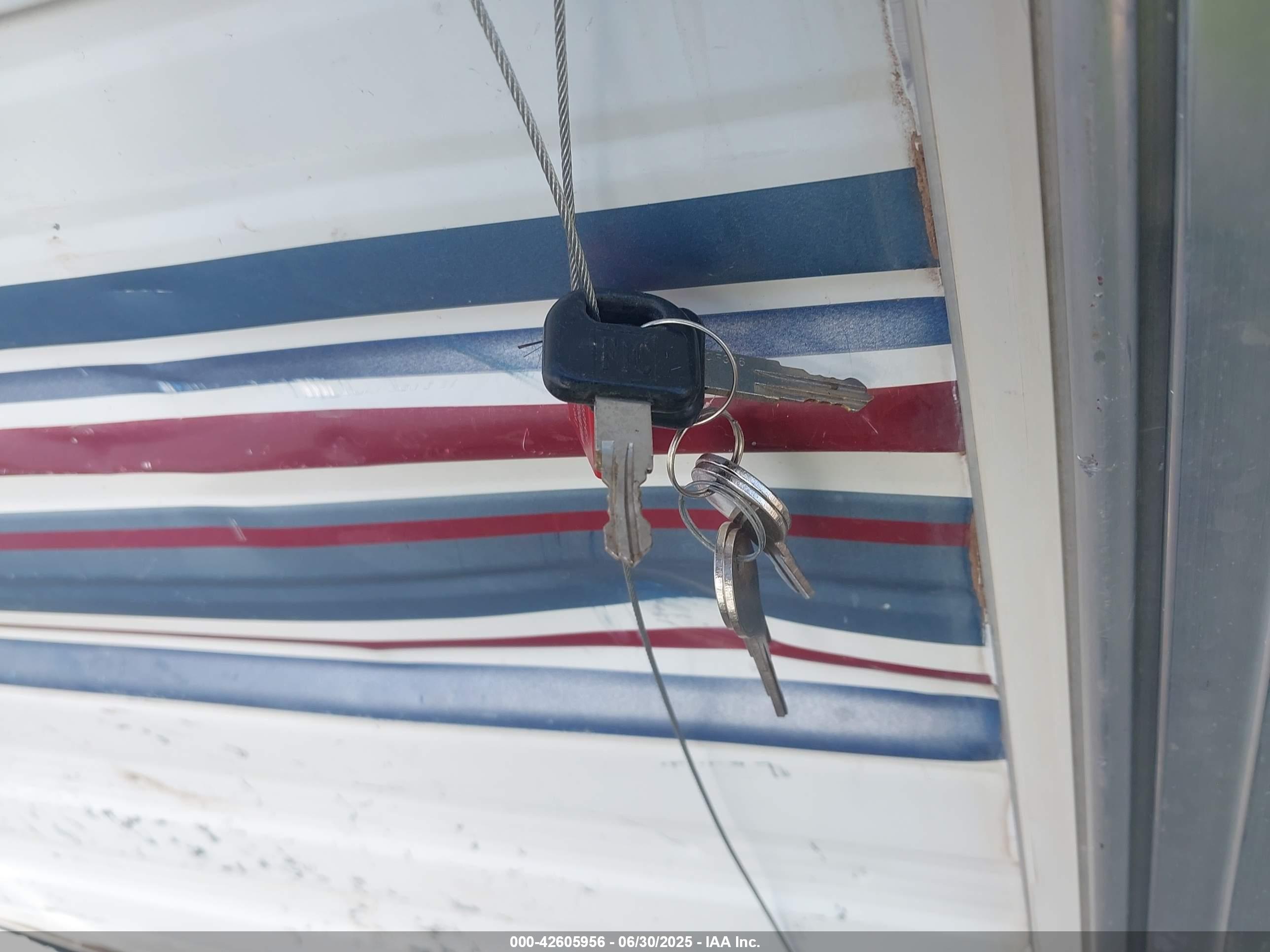 THOR TRAVEL image 11