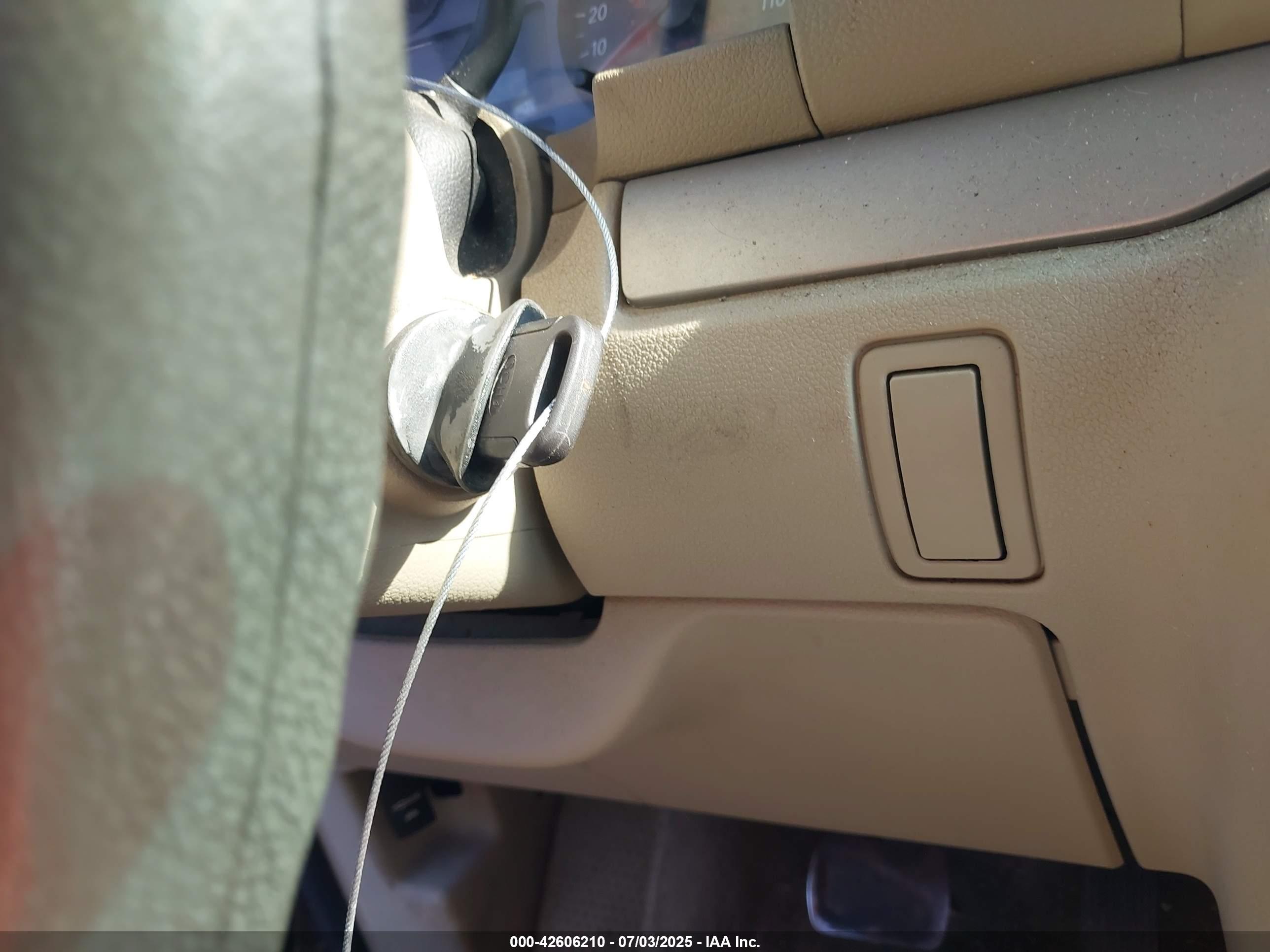 FORD FREESTAR image 11