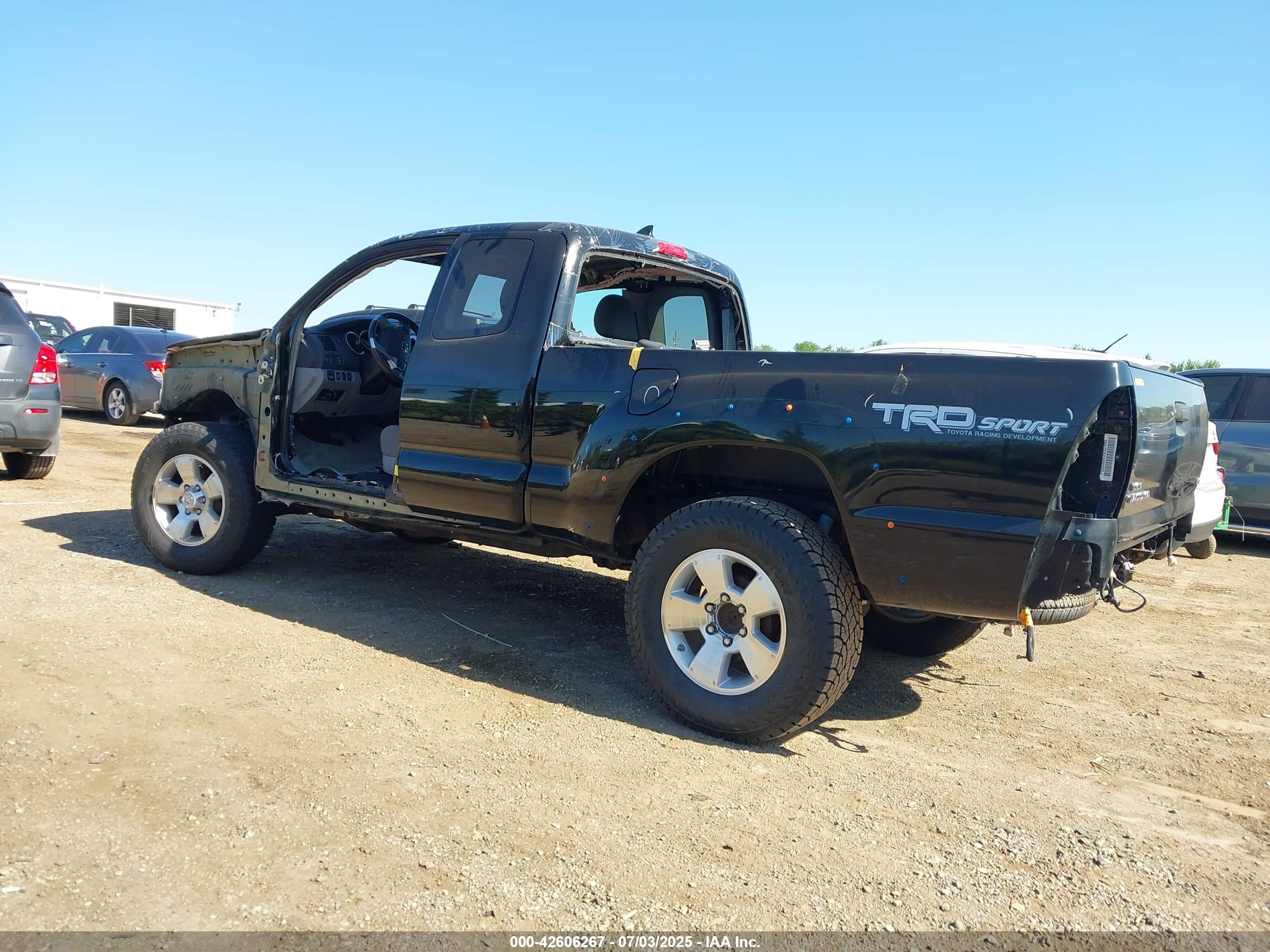 TOYOTA TACOMA image 3