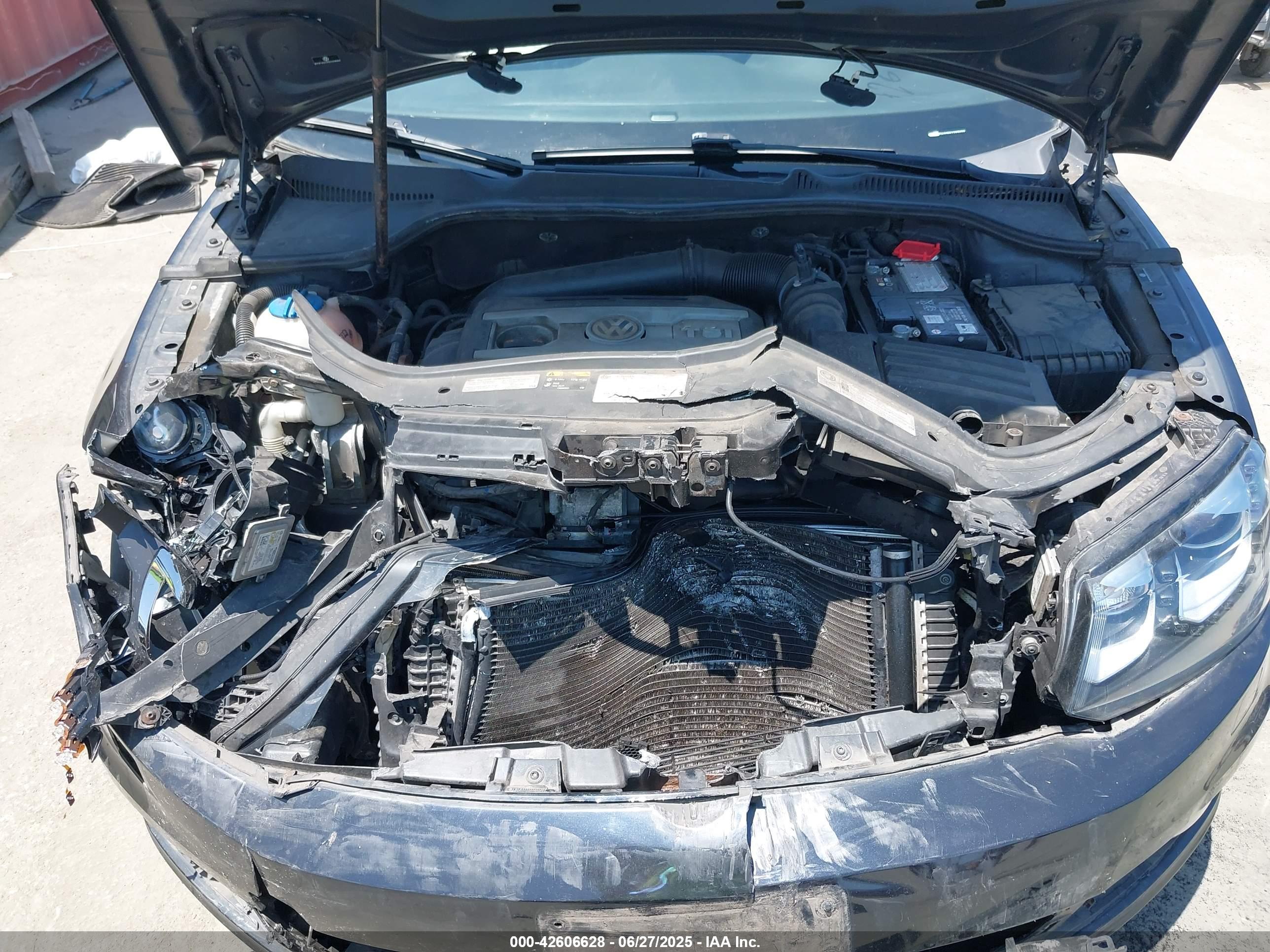 VOLKSWAGEN EOS image 10