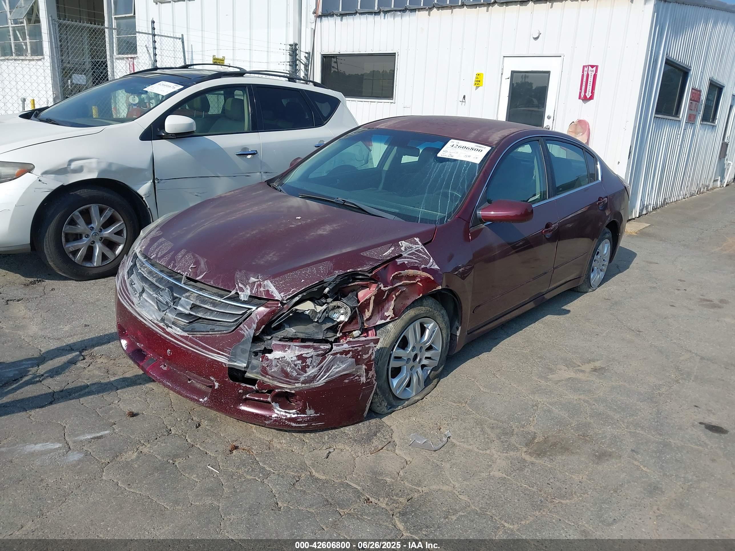 NISSAN ALTIMA image 2