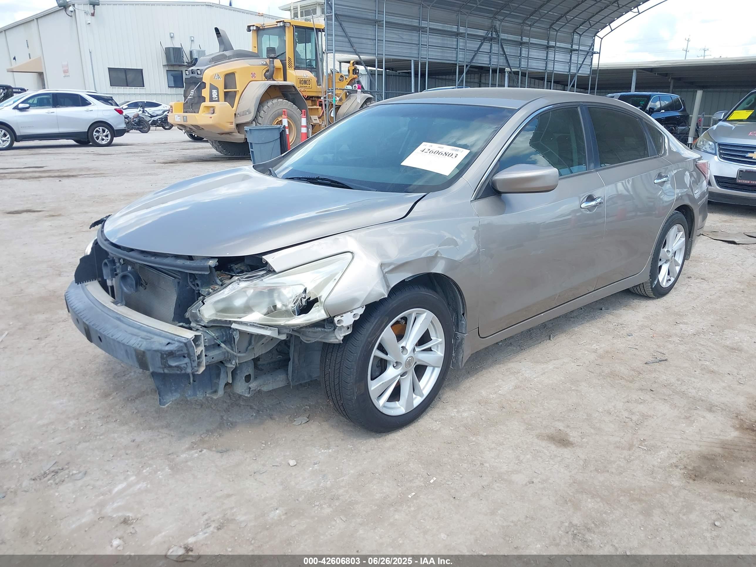 NISSAN ALTIMA image 2