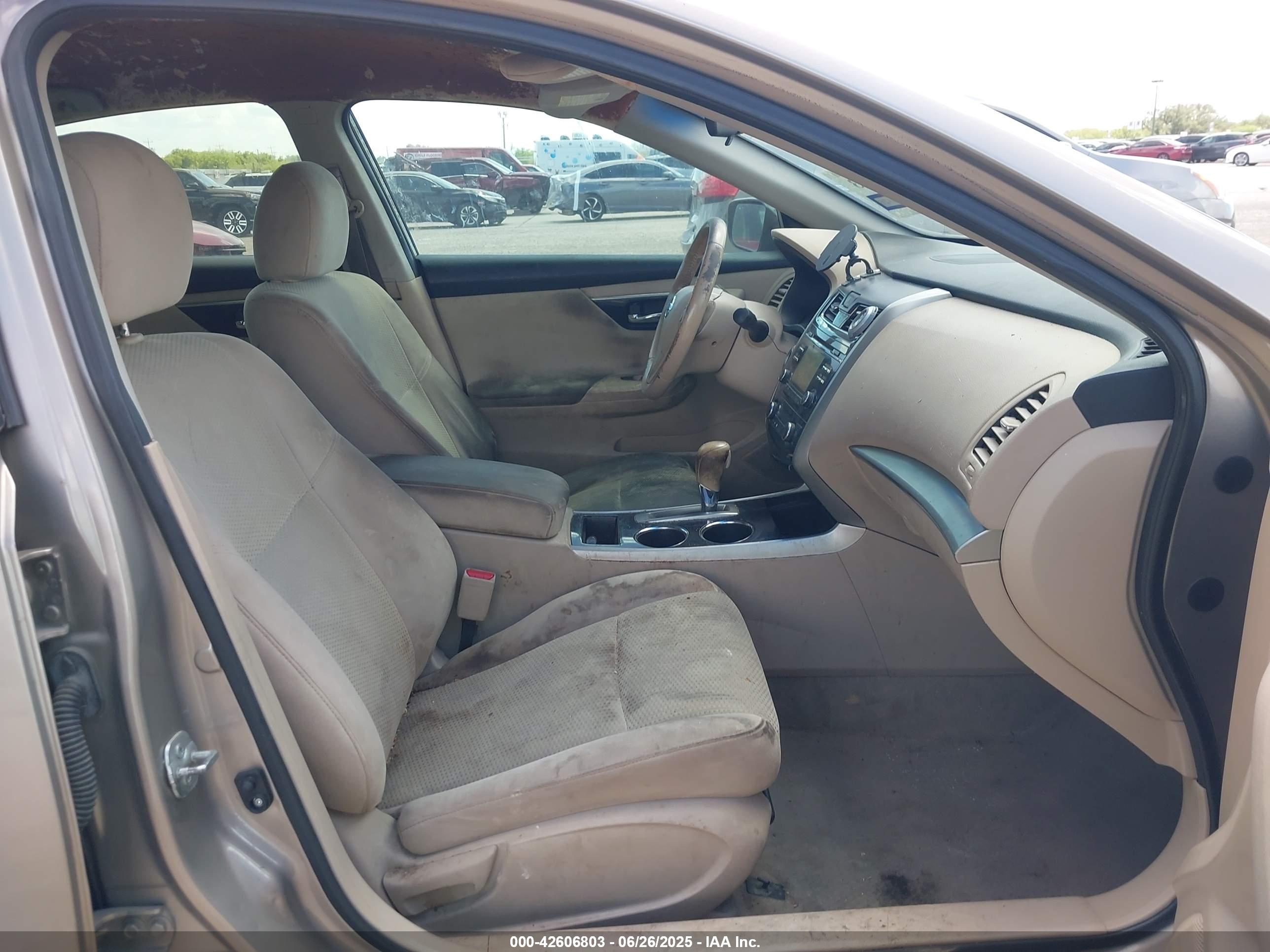 NISSAN ALTIMA image 5