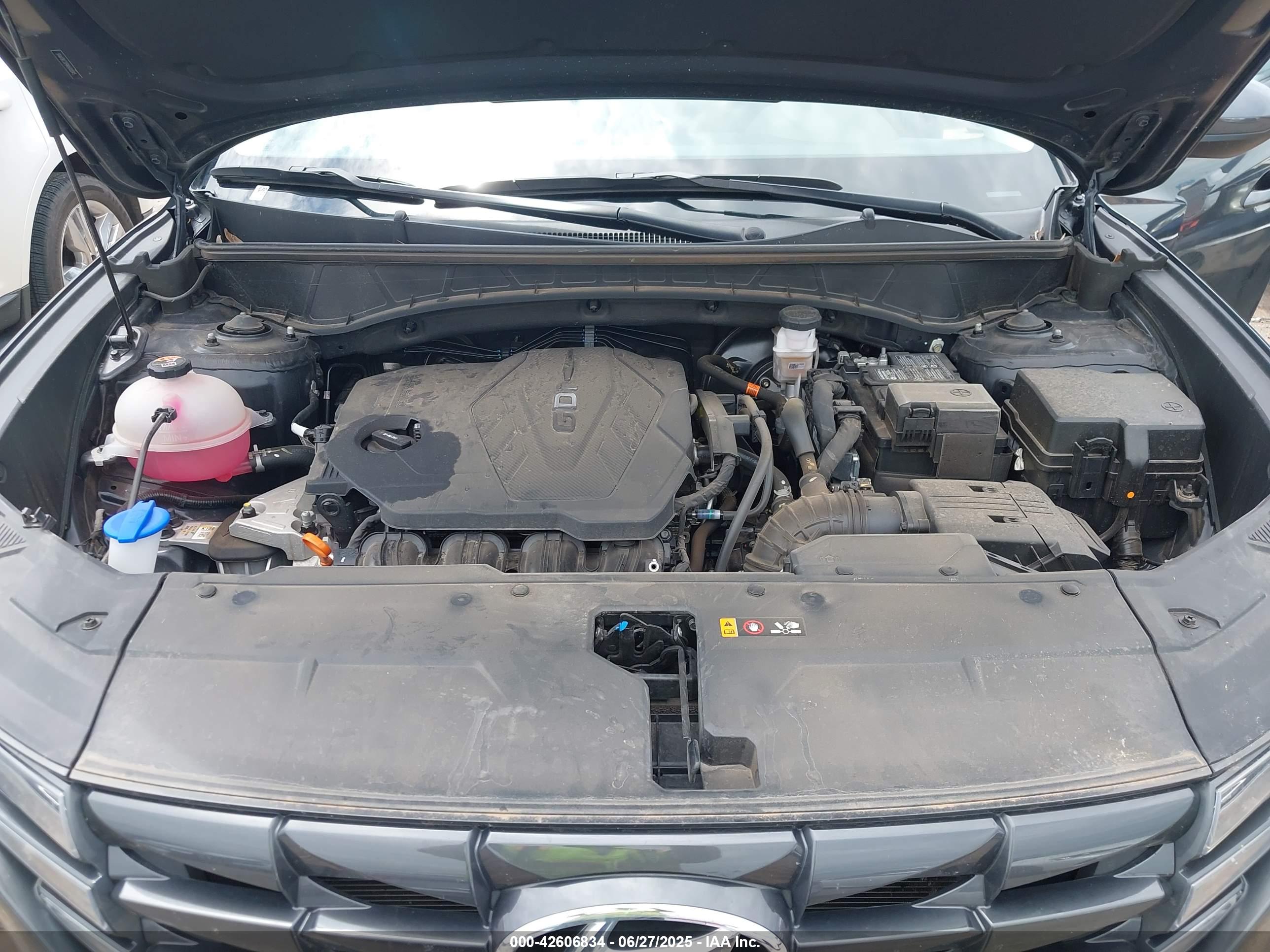 HYUNDAI TUCSON image 10