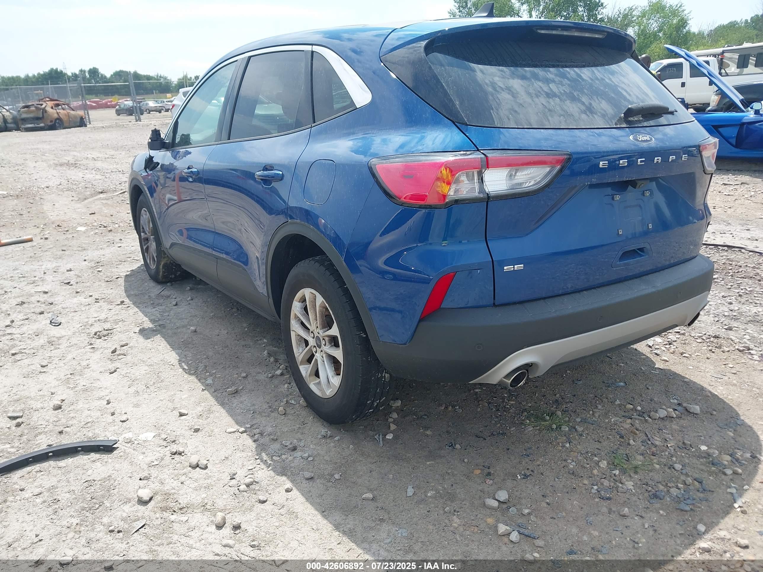 FORD ESCAPE image 3