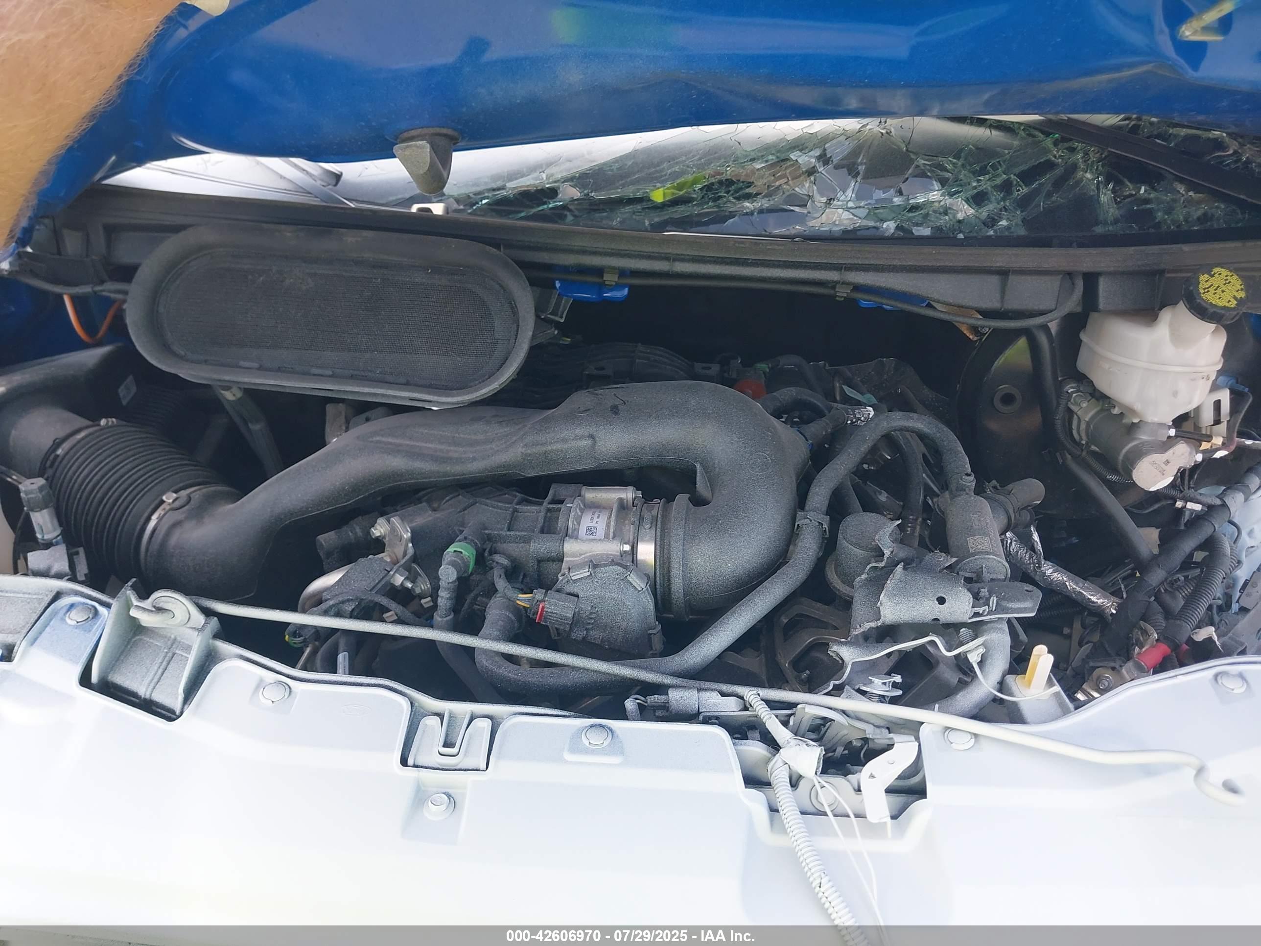 FORD TRANSIT-250 image 10