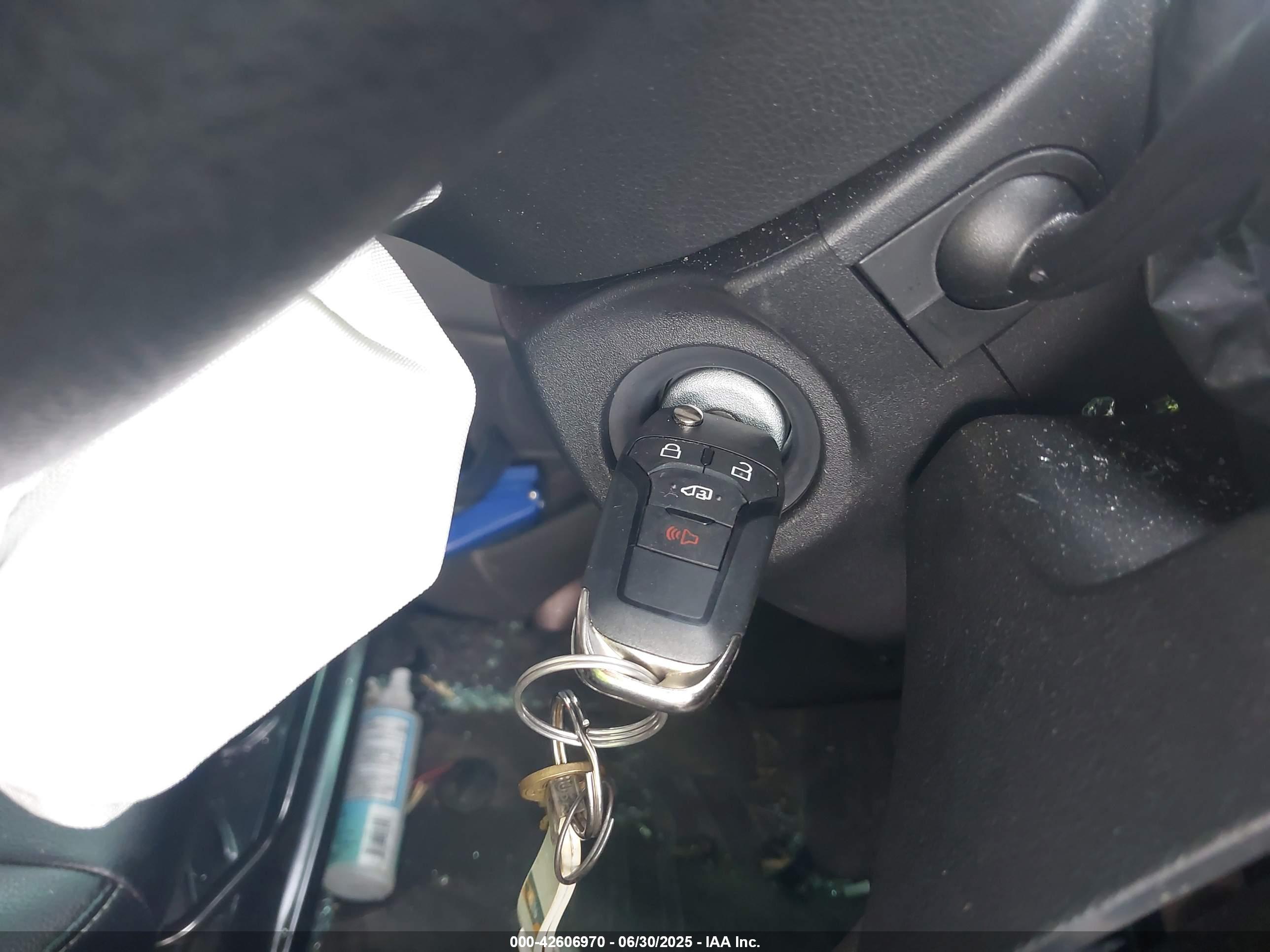 FORD TRANSIT-250 image 11