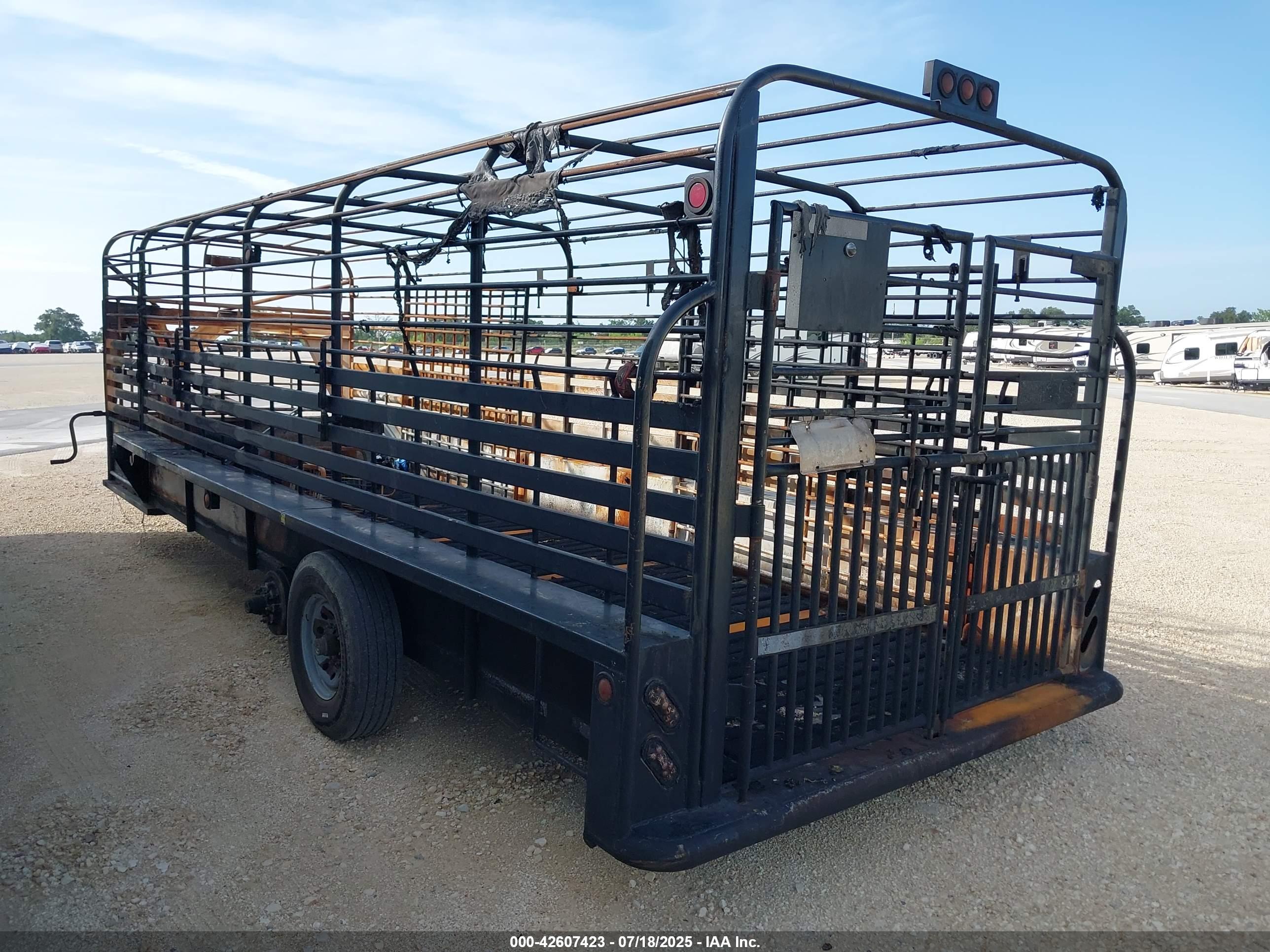 GOOSENECK TRAILERS image 3