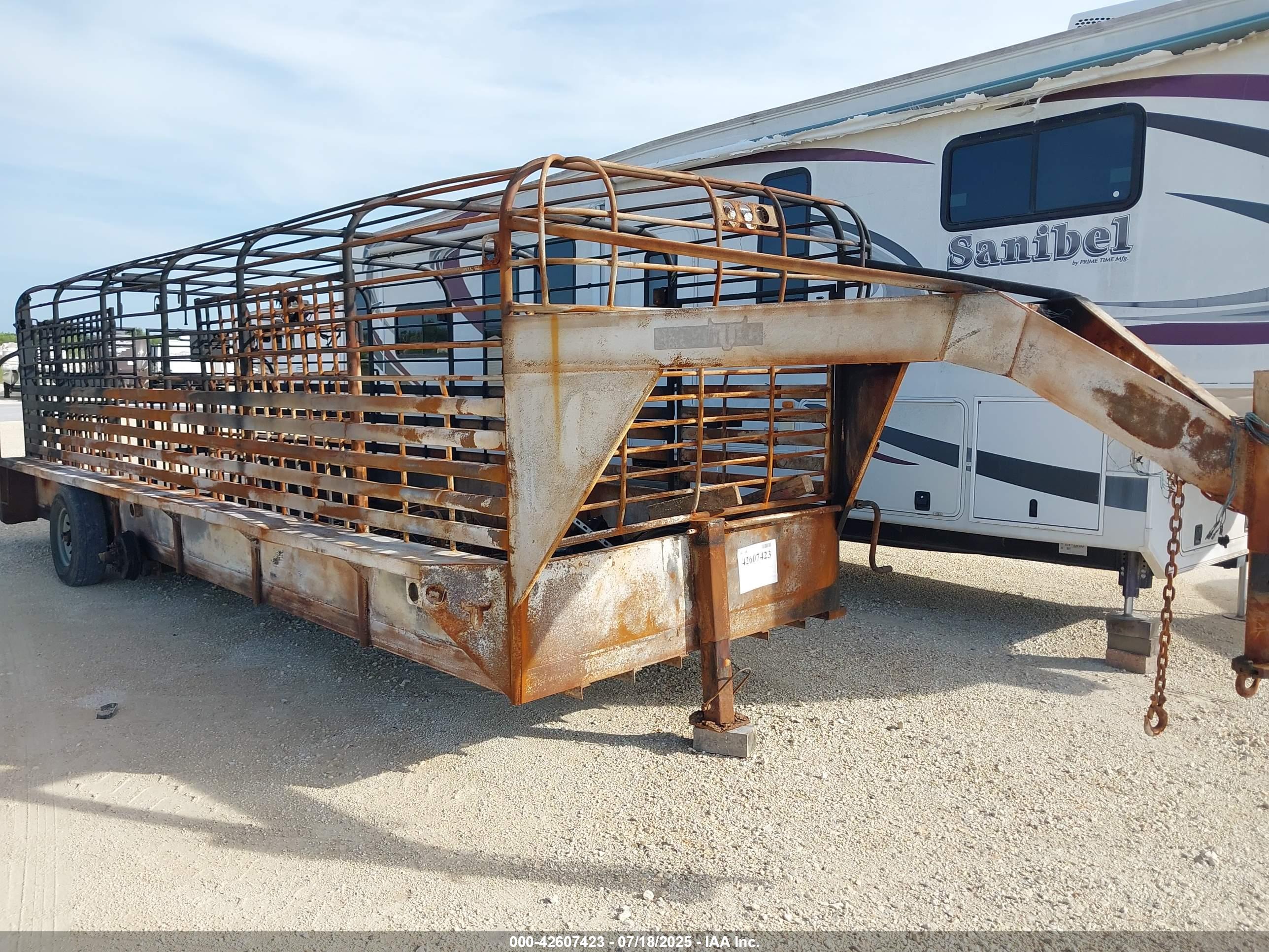 GOOSENECK TRAILERS image 6