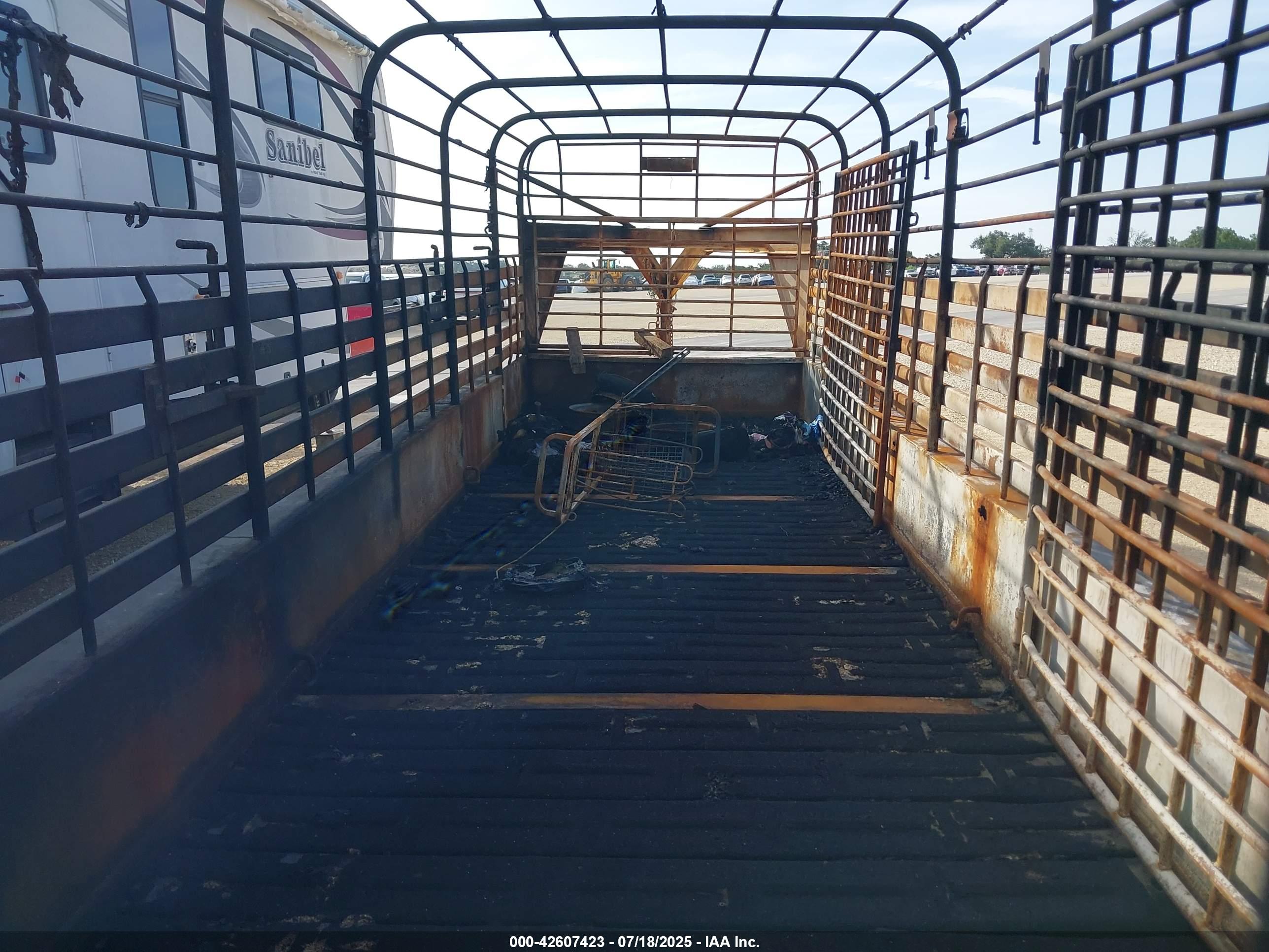 GOOSENECK TRAILERS image 8