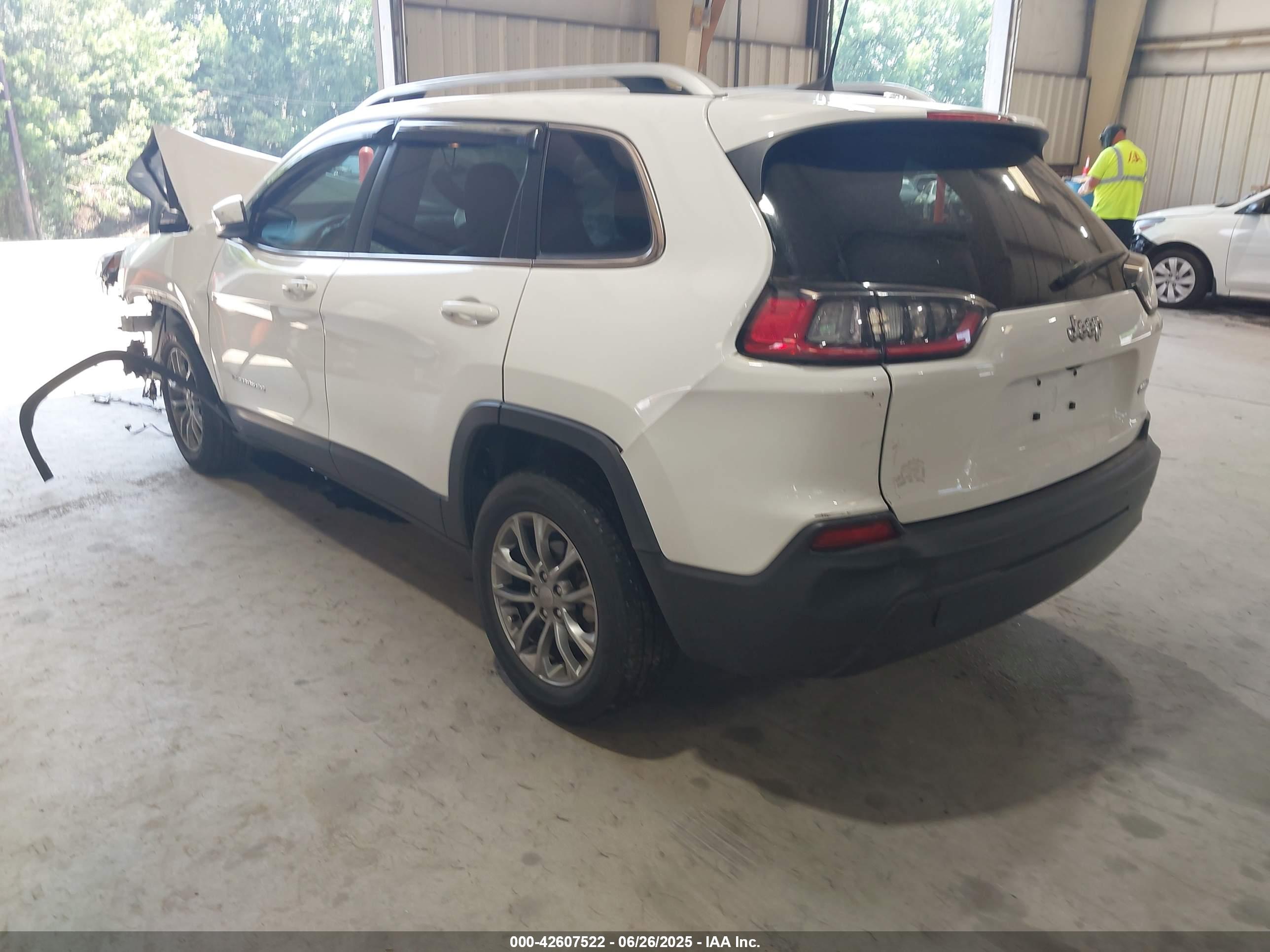 JEEP CHEROKEE image 3