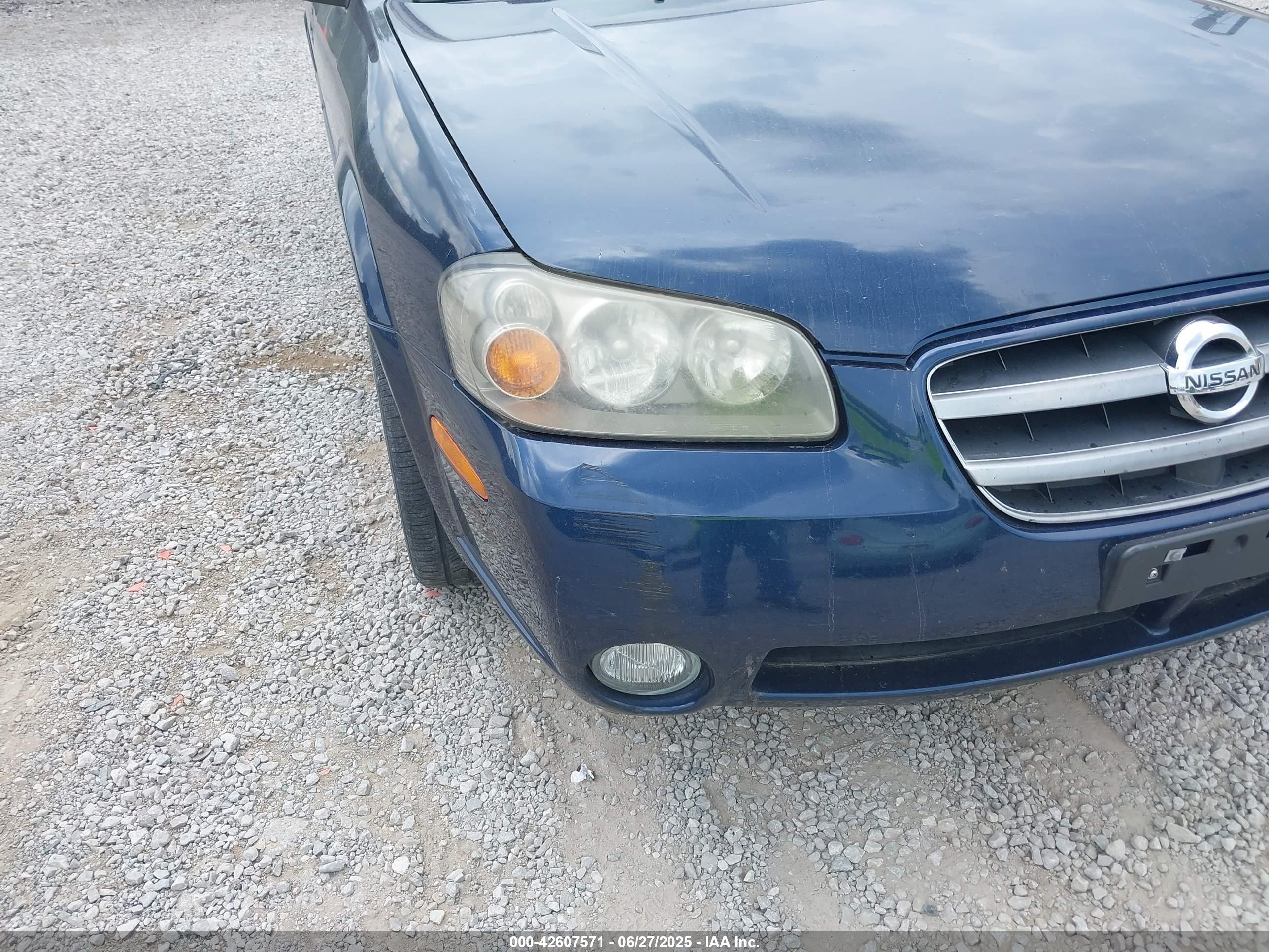 NISSAN MAXIMA image 6