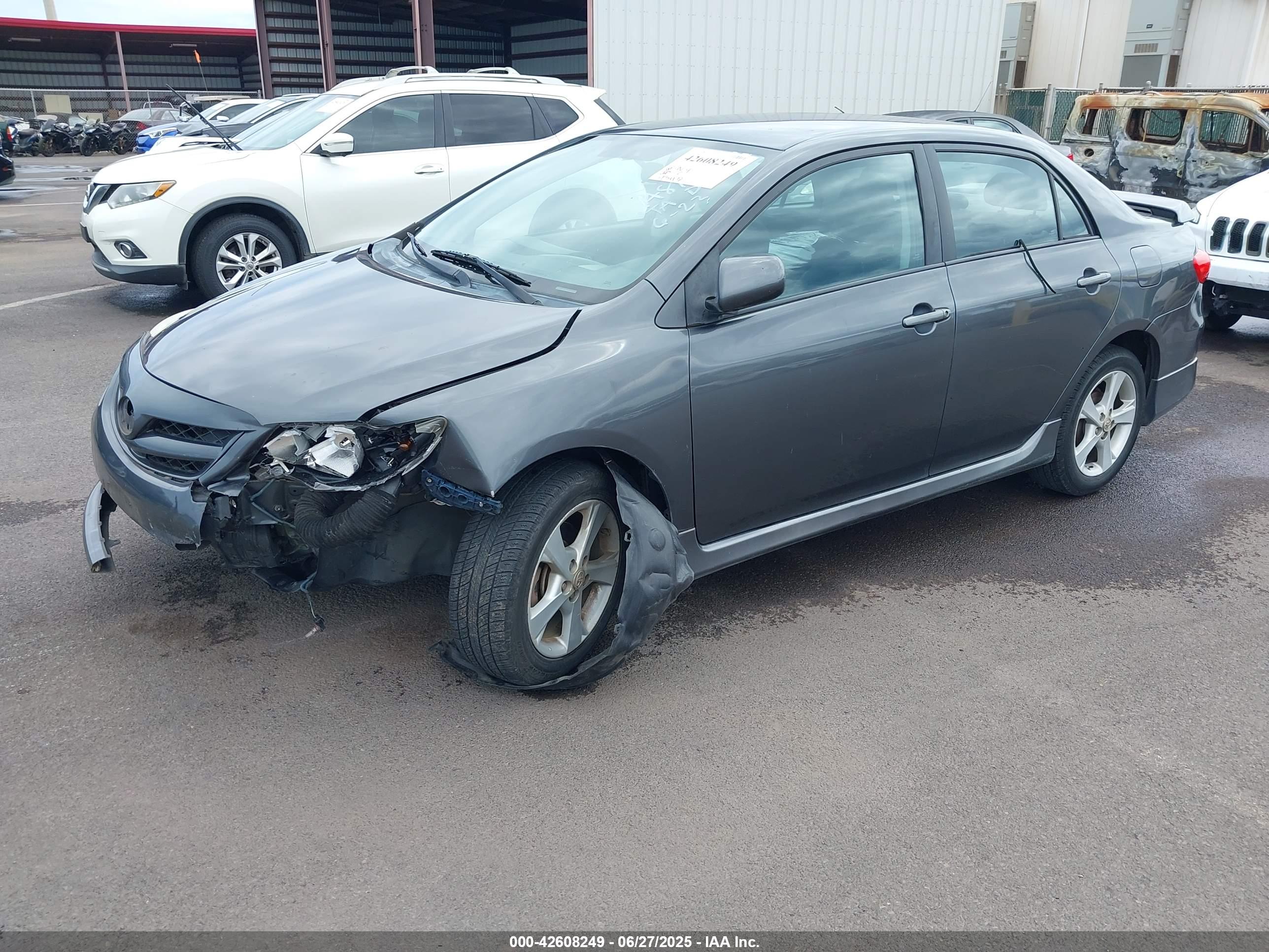 TOYOTA COROLLA image 2
