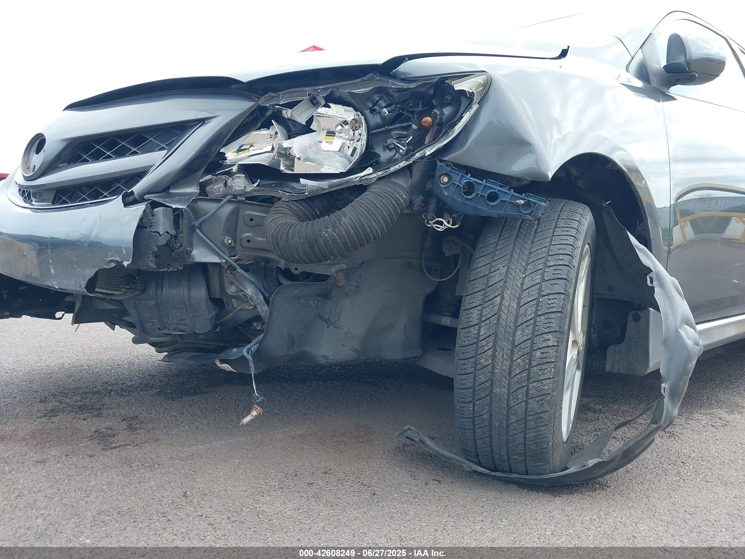 TOYOTA COROLLA image 6
