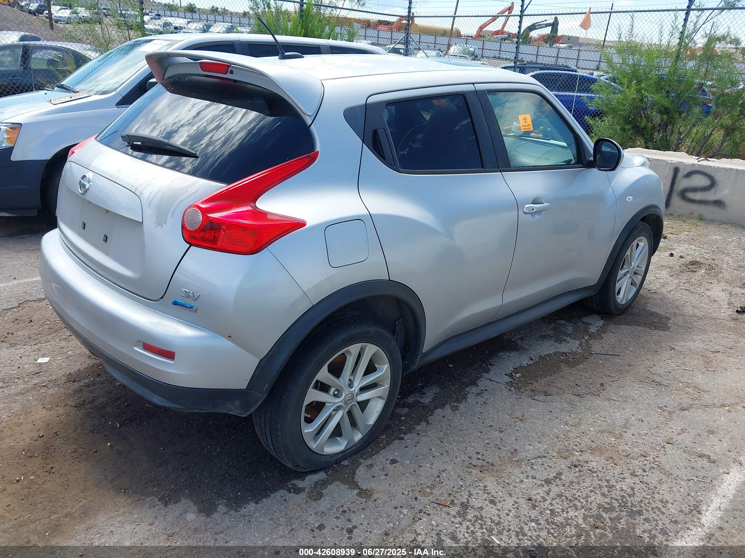 NISSAN JUKE image 4