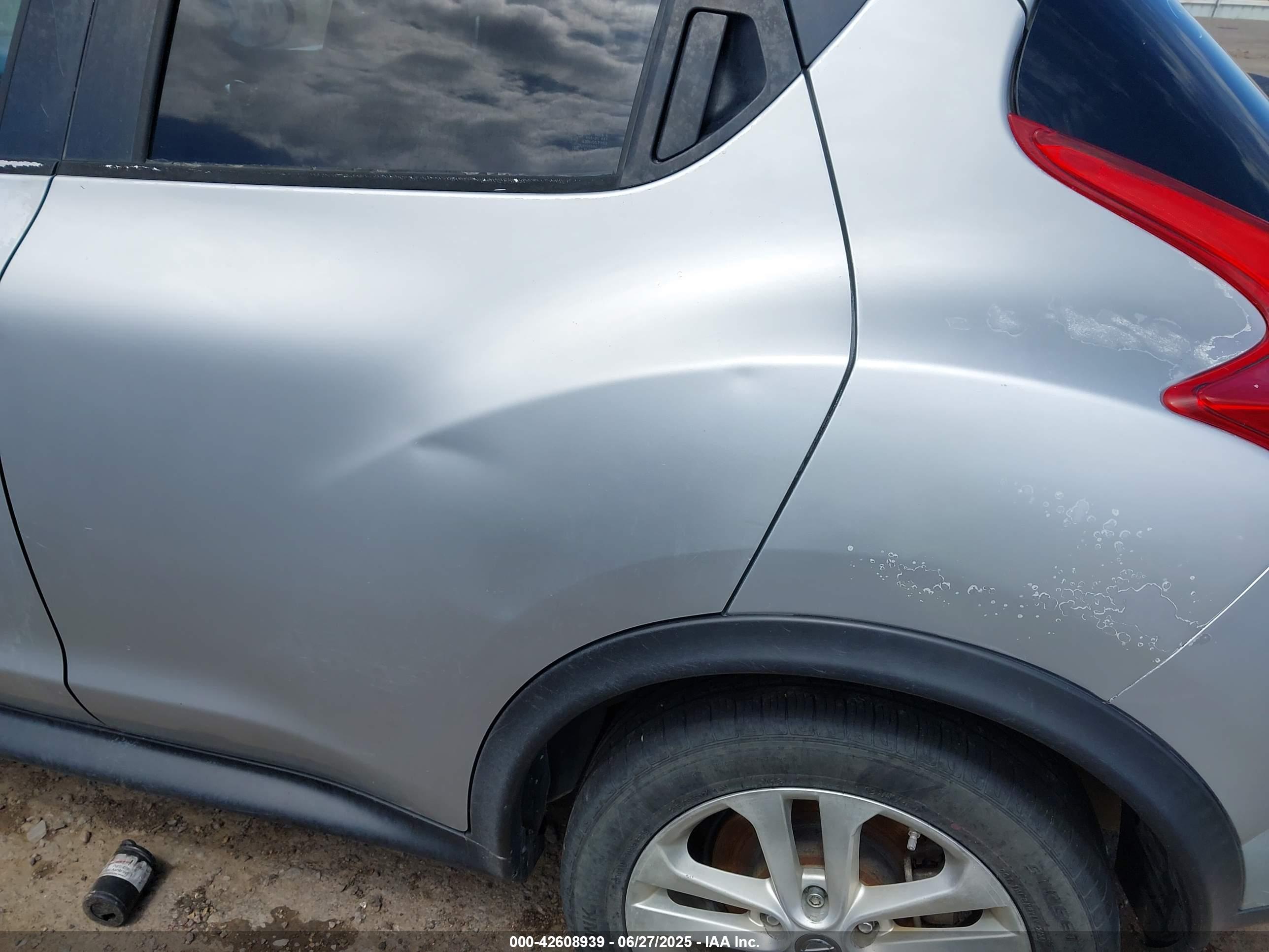 NISSAN JUKE image 6