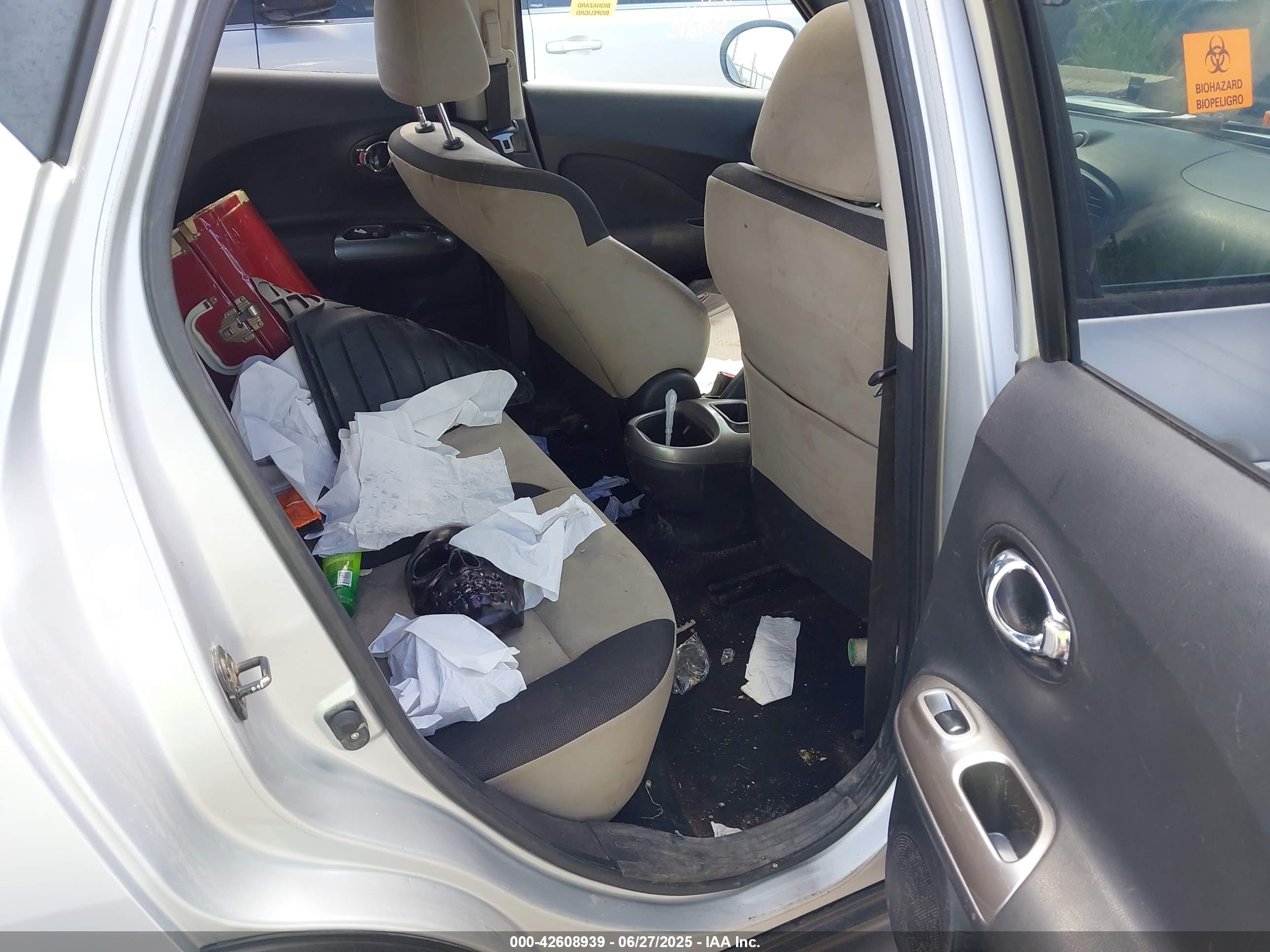 NISSAN JUKE image 8