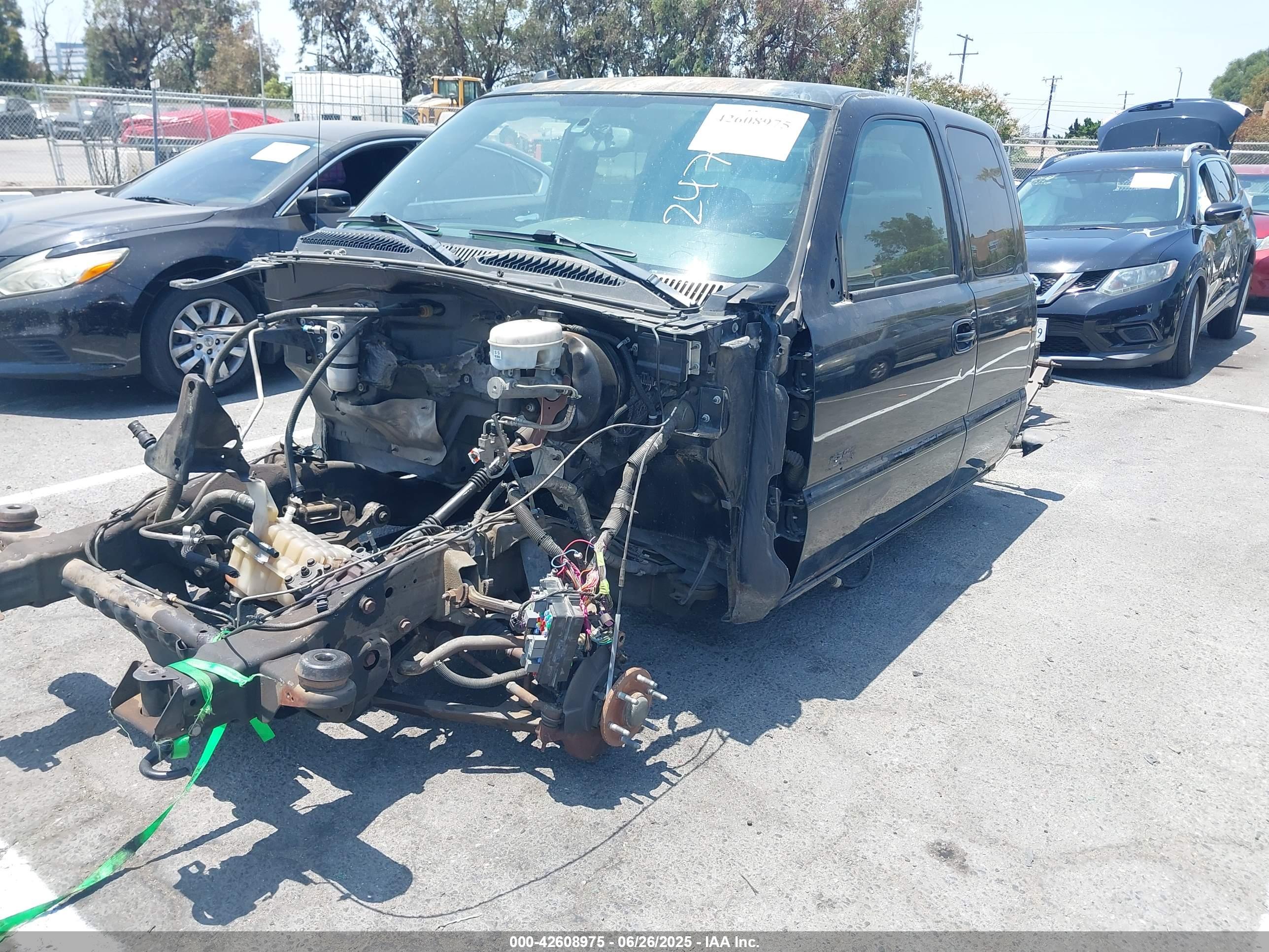 CHEVROLET SILVERADO image 2