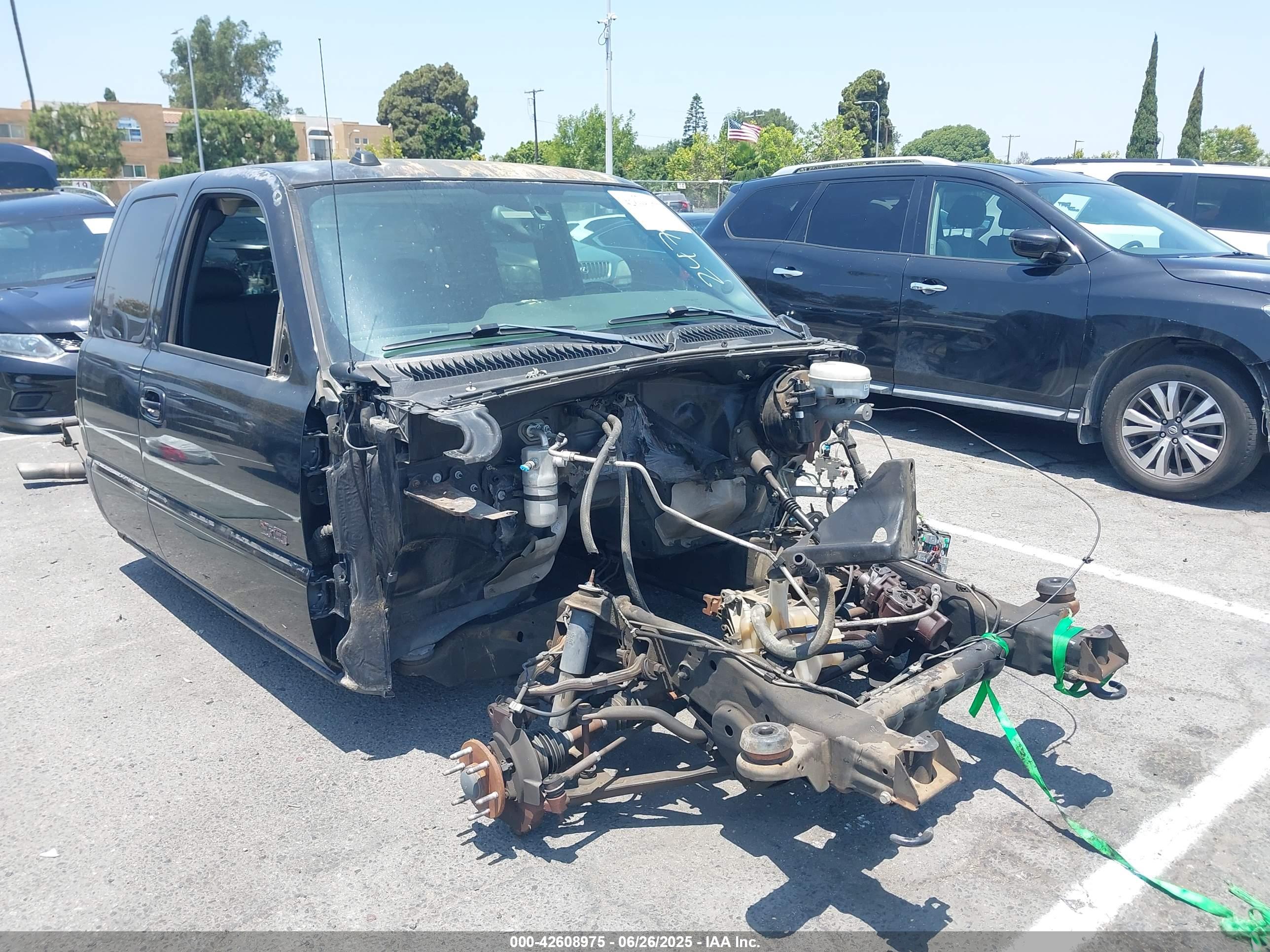 CHEVROLET SILVERADO image 6