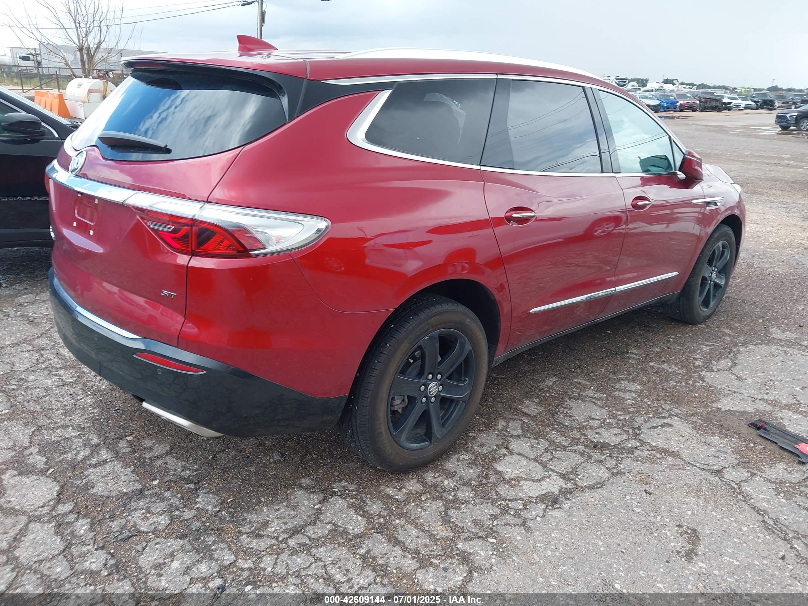 BUICK ENCLAVE image 4