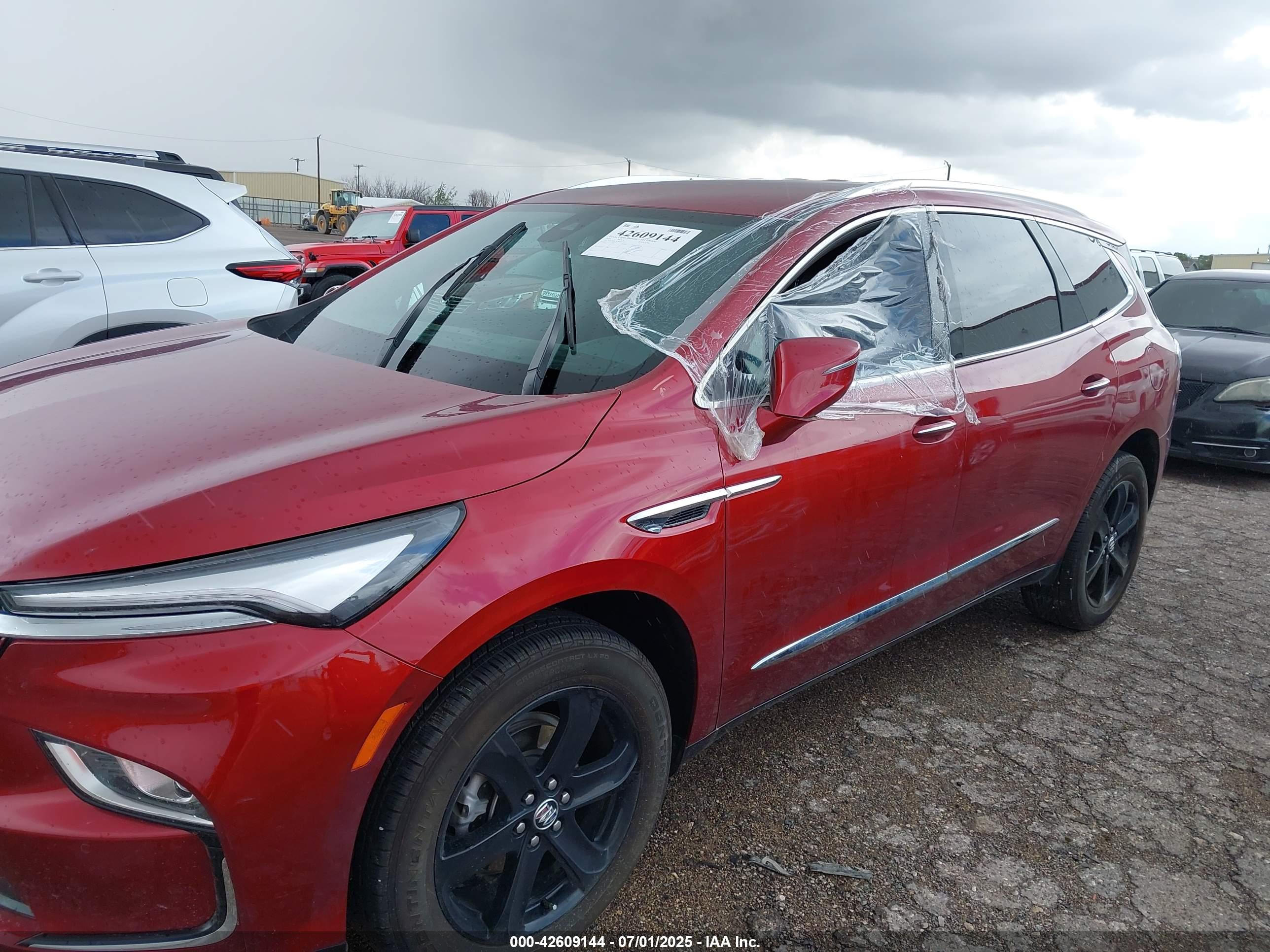 BUICK ENCLAVE image 6