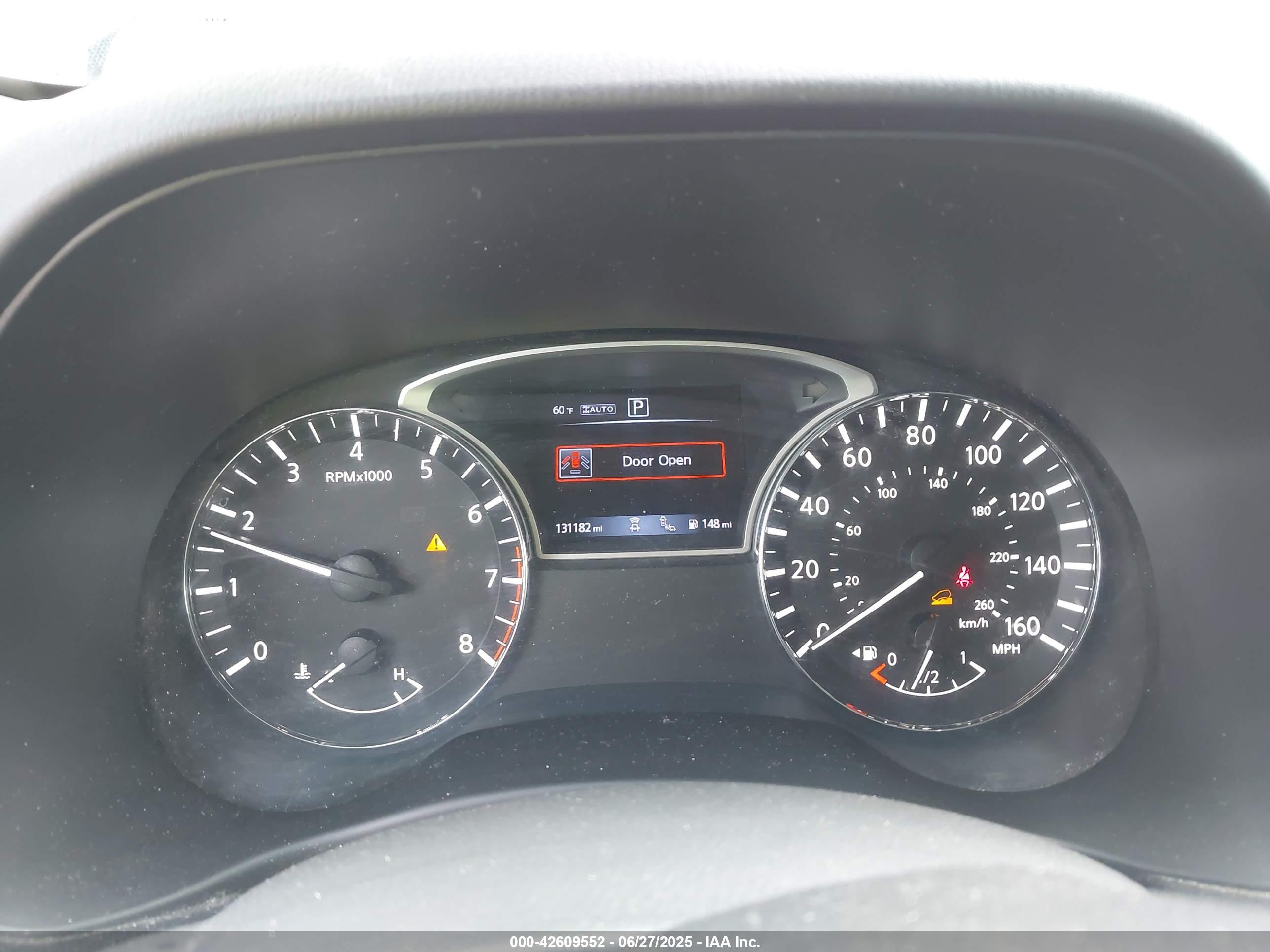NISSAN PATHFINDER image 7