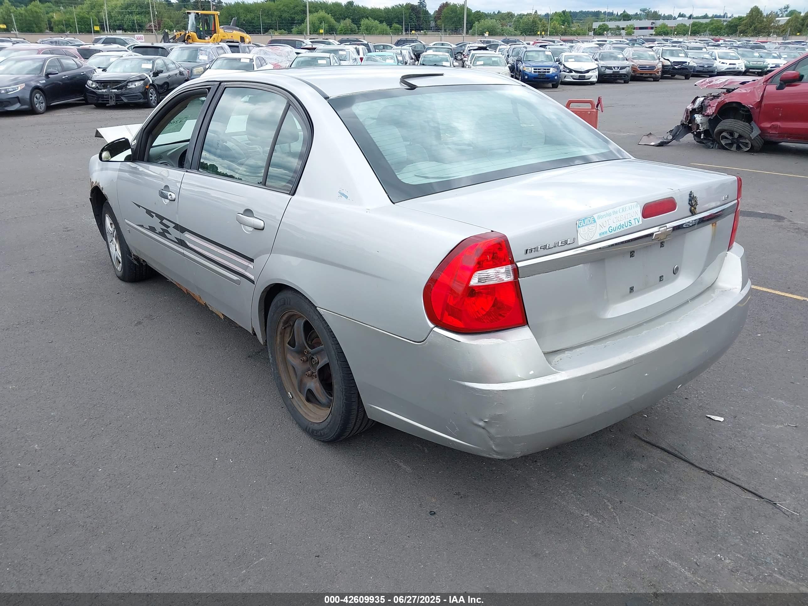 CHEVROLET MALIBU image 3