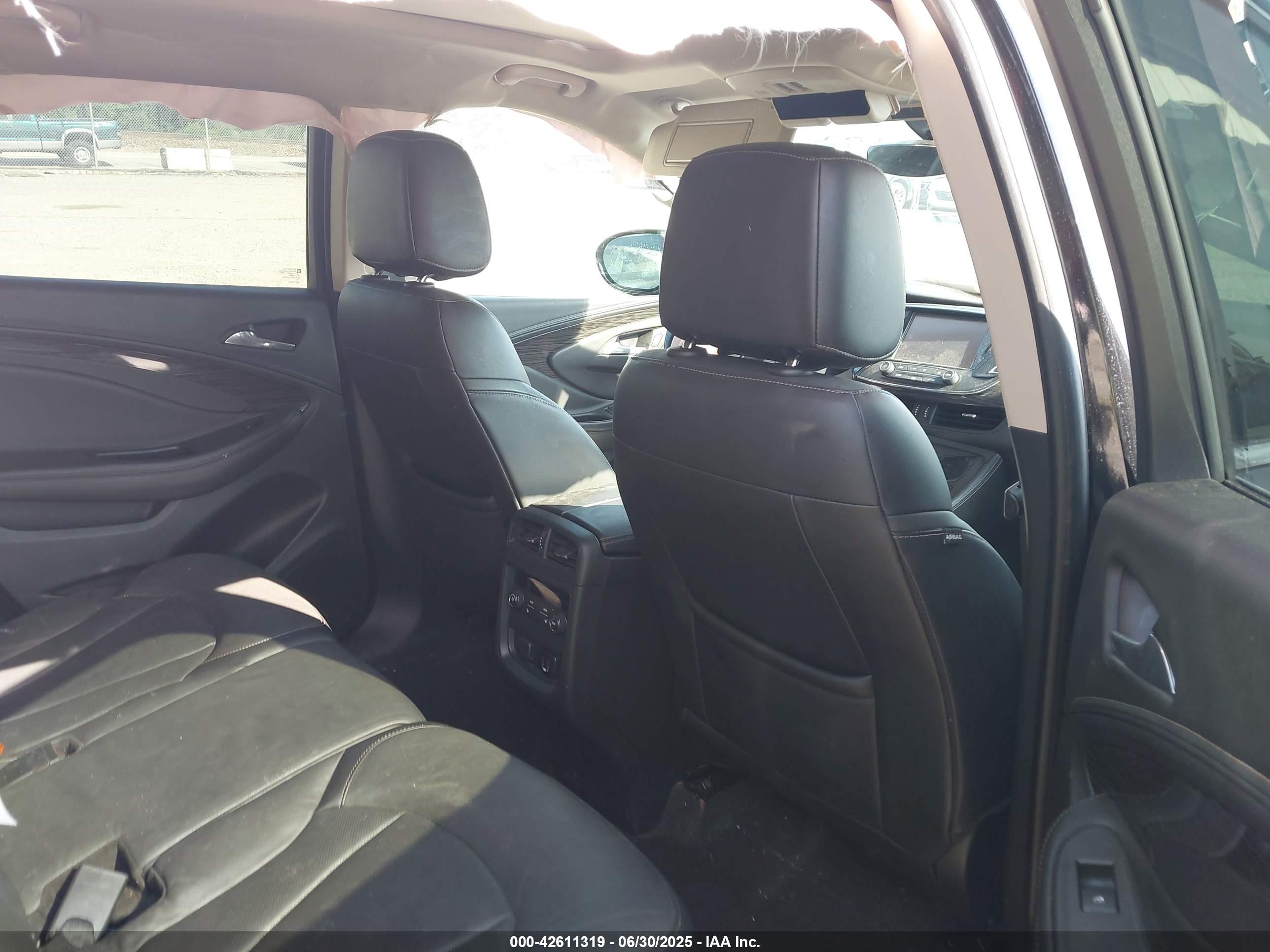 BUICK ENVISION image 8