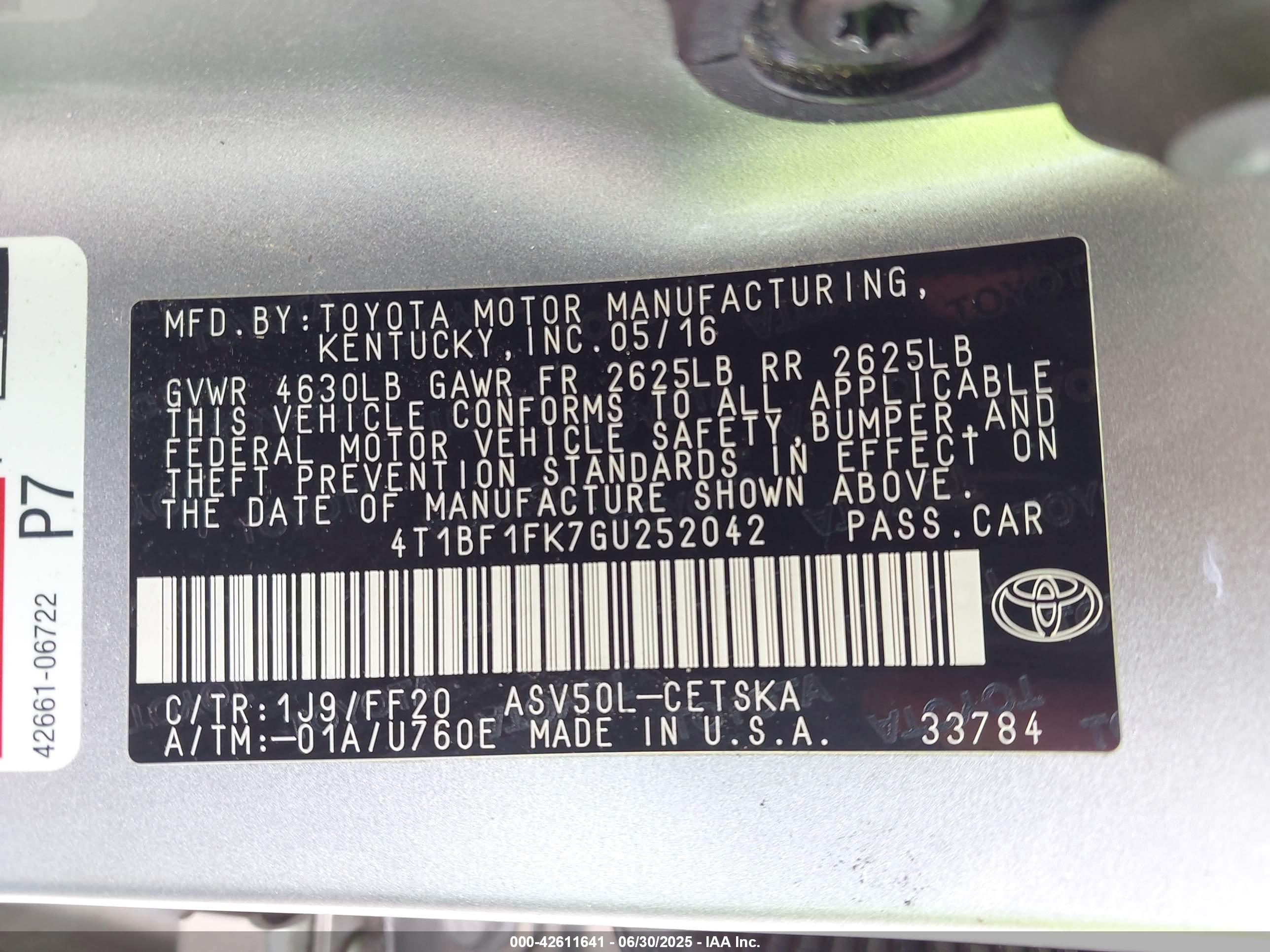 TOYOTA CAMRY image 9
