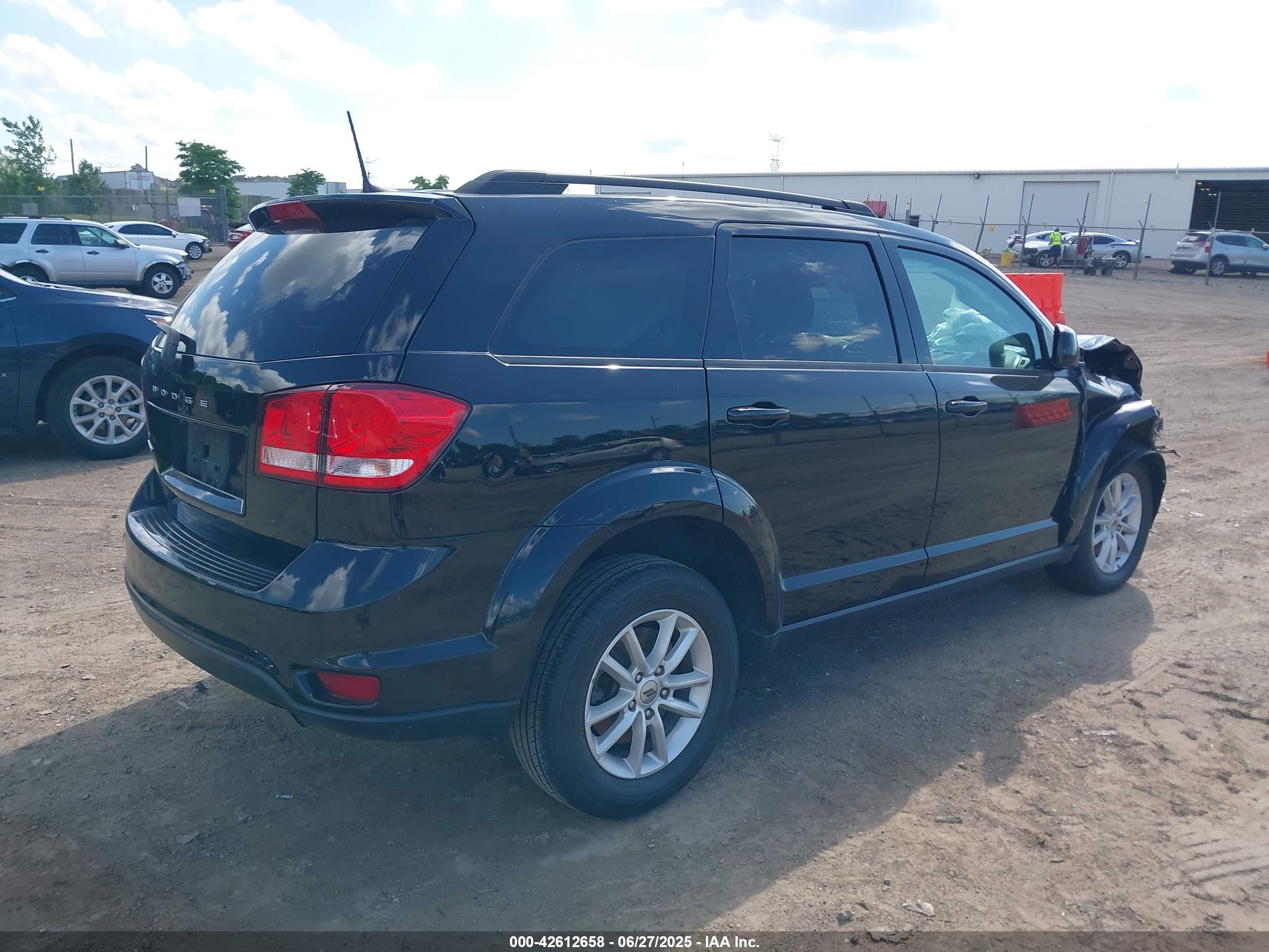 DODGE JOURNEY image 4