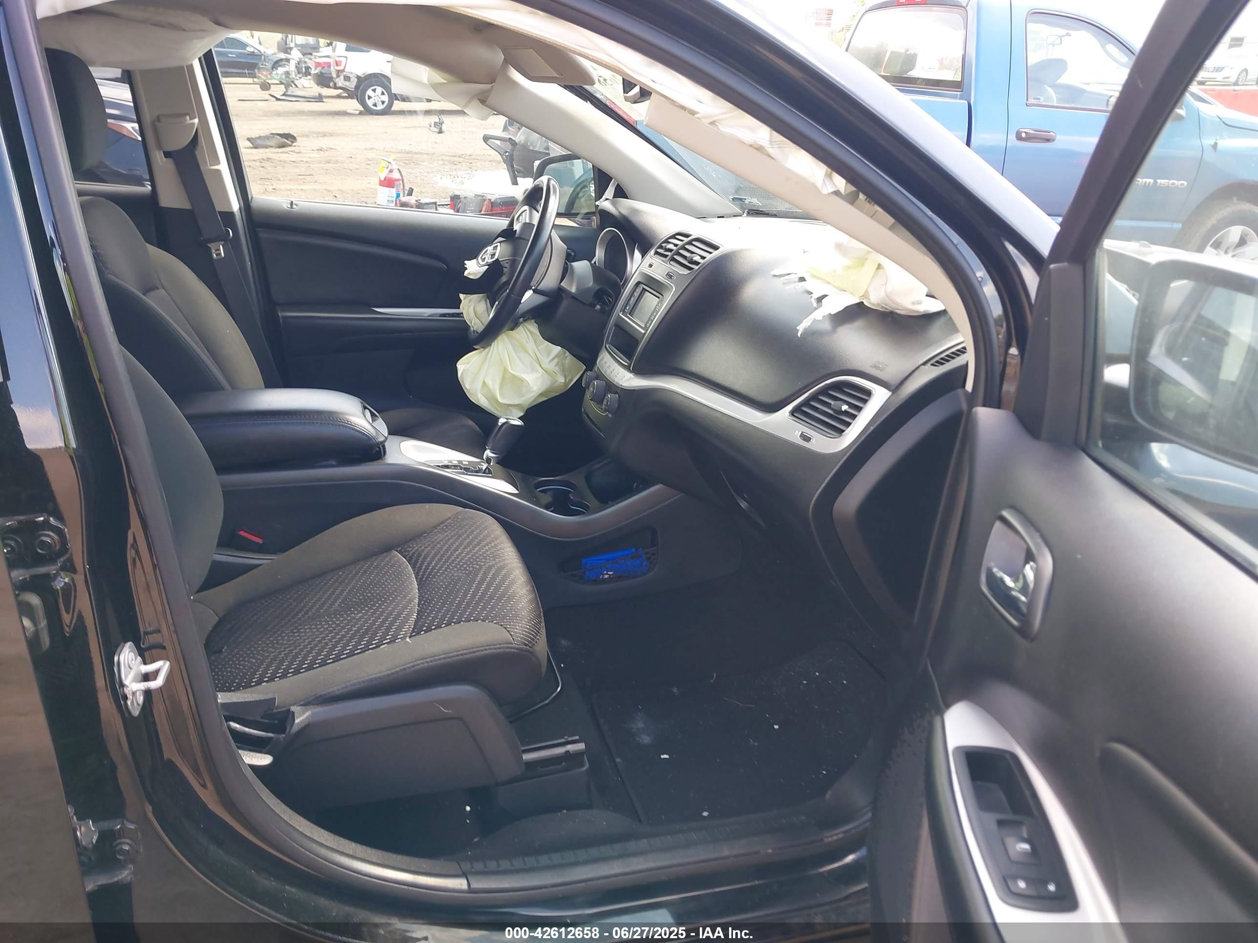 DODGE JOURNEY image 5