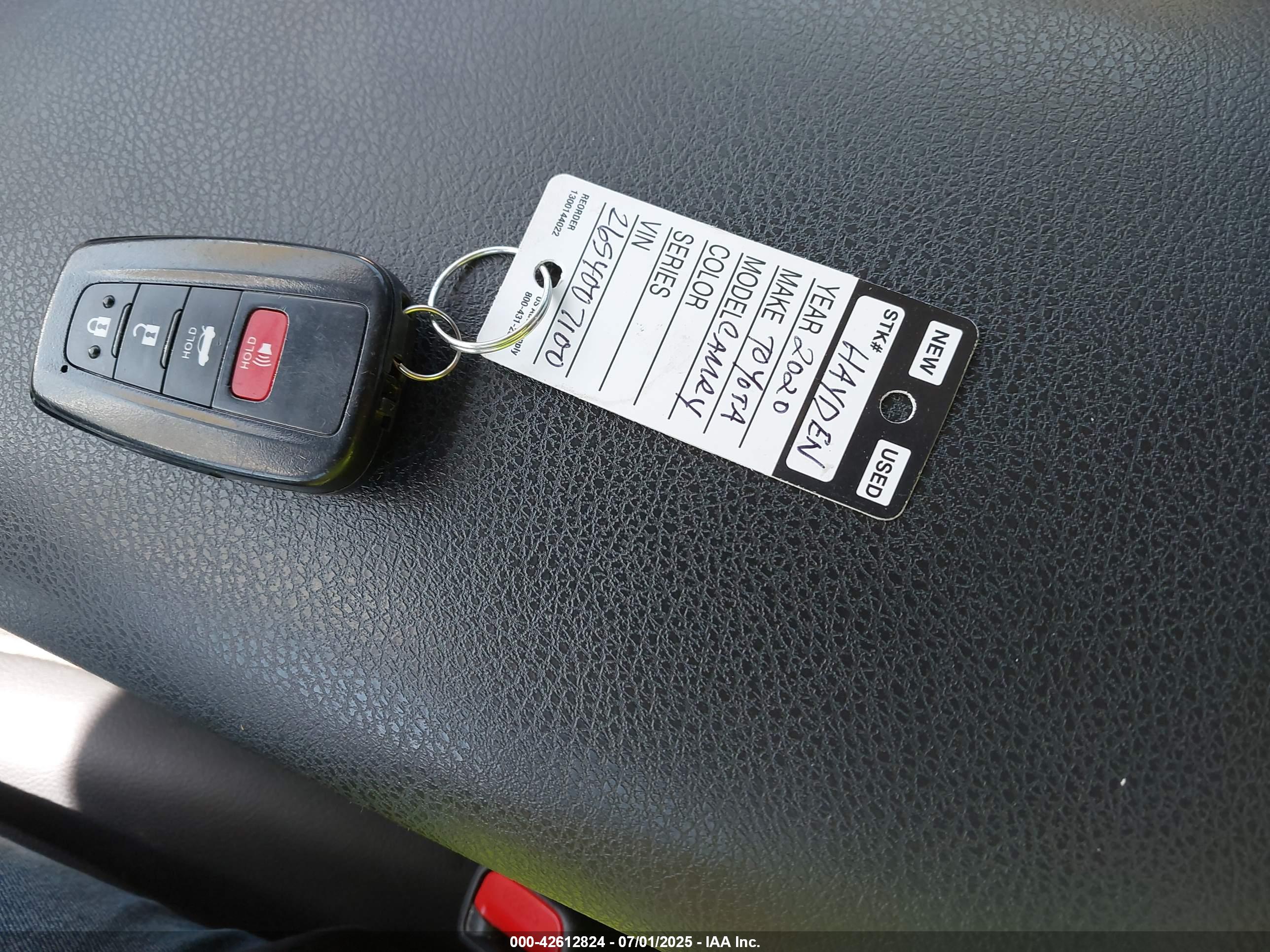 TOYOTA CAMRY image 11