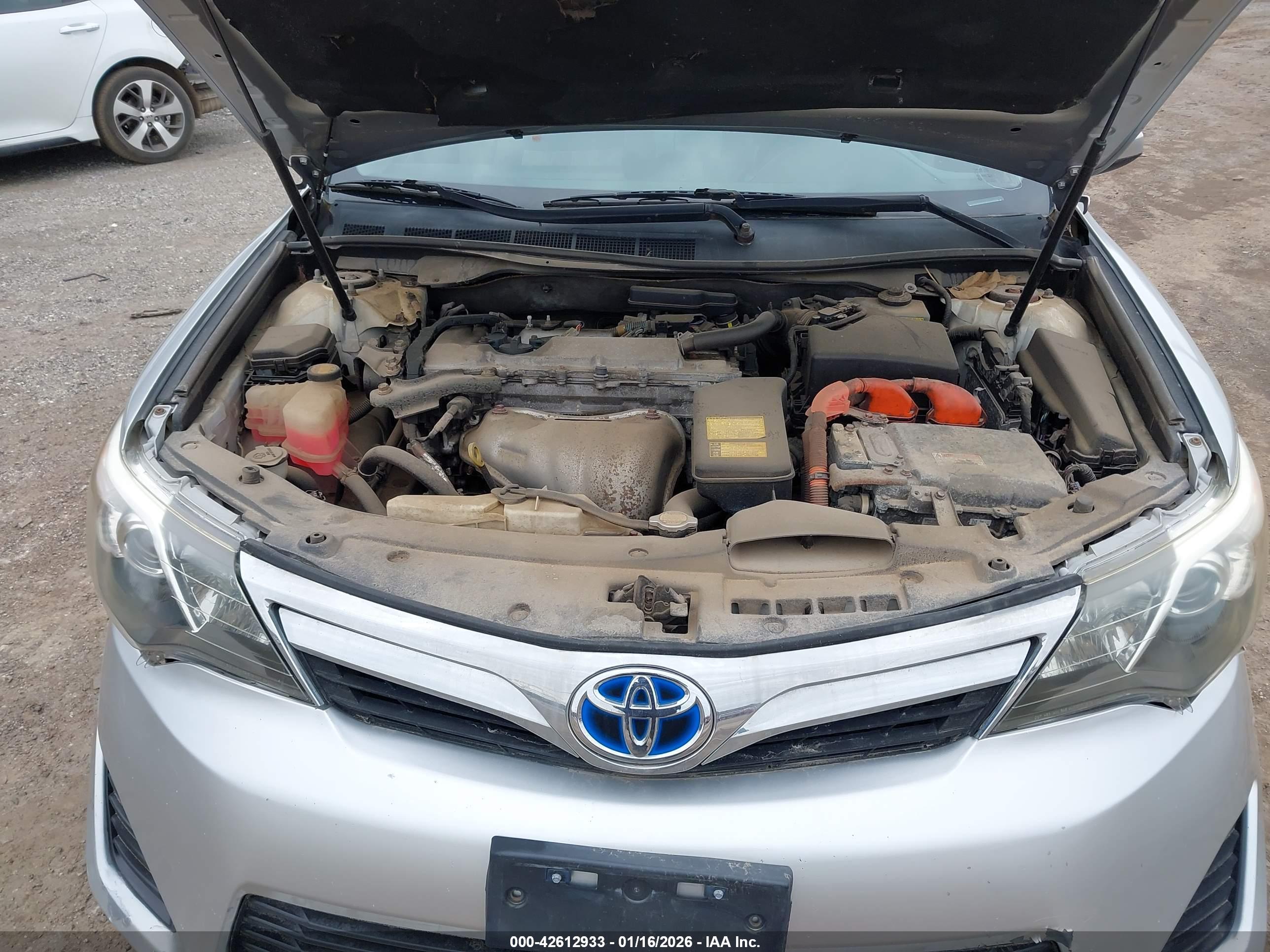 TOYOTA CAMRY image 10