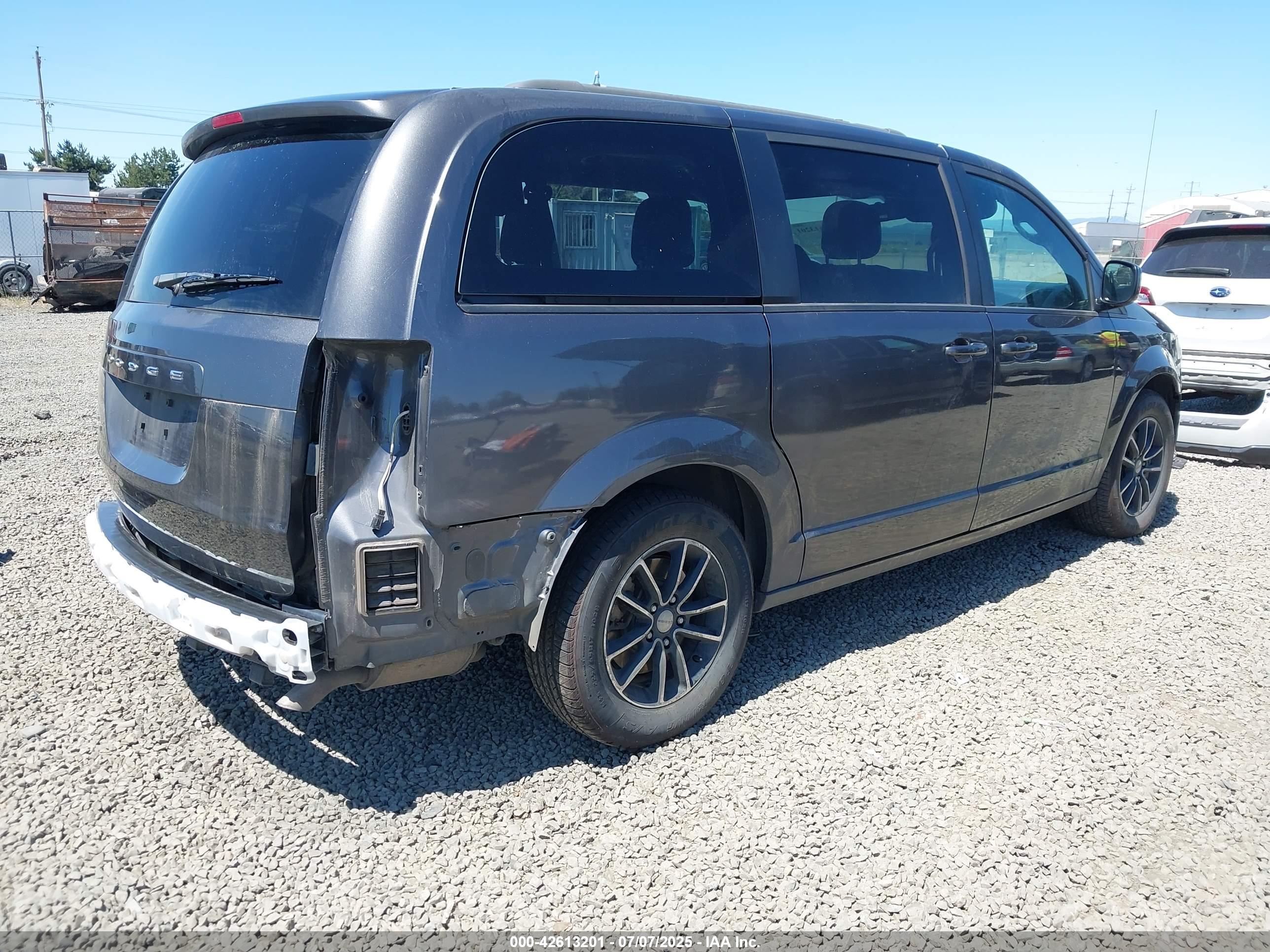DODGE GRAND image 4