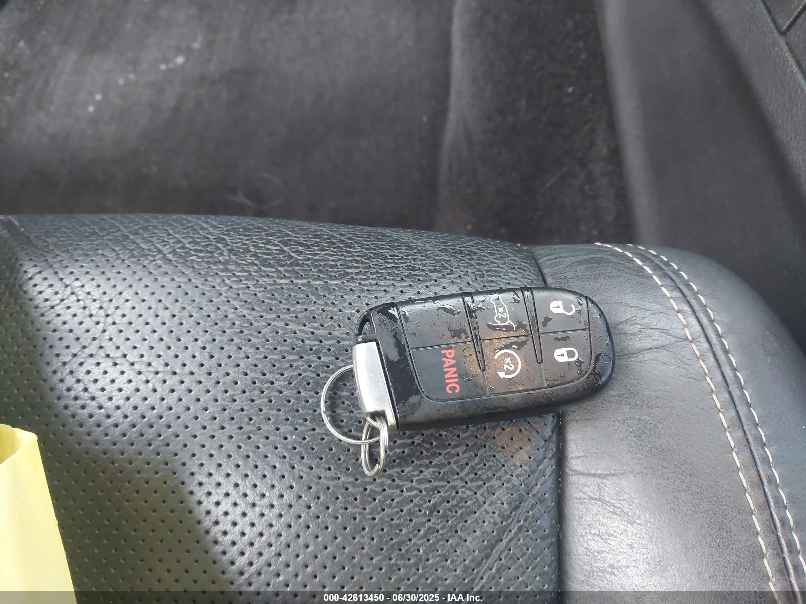 JEEP GRAND image 11