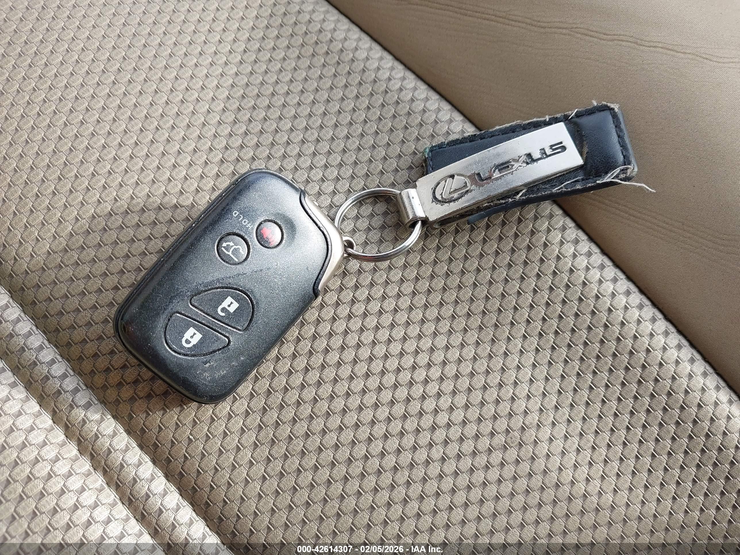 LEXUS RX image 11