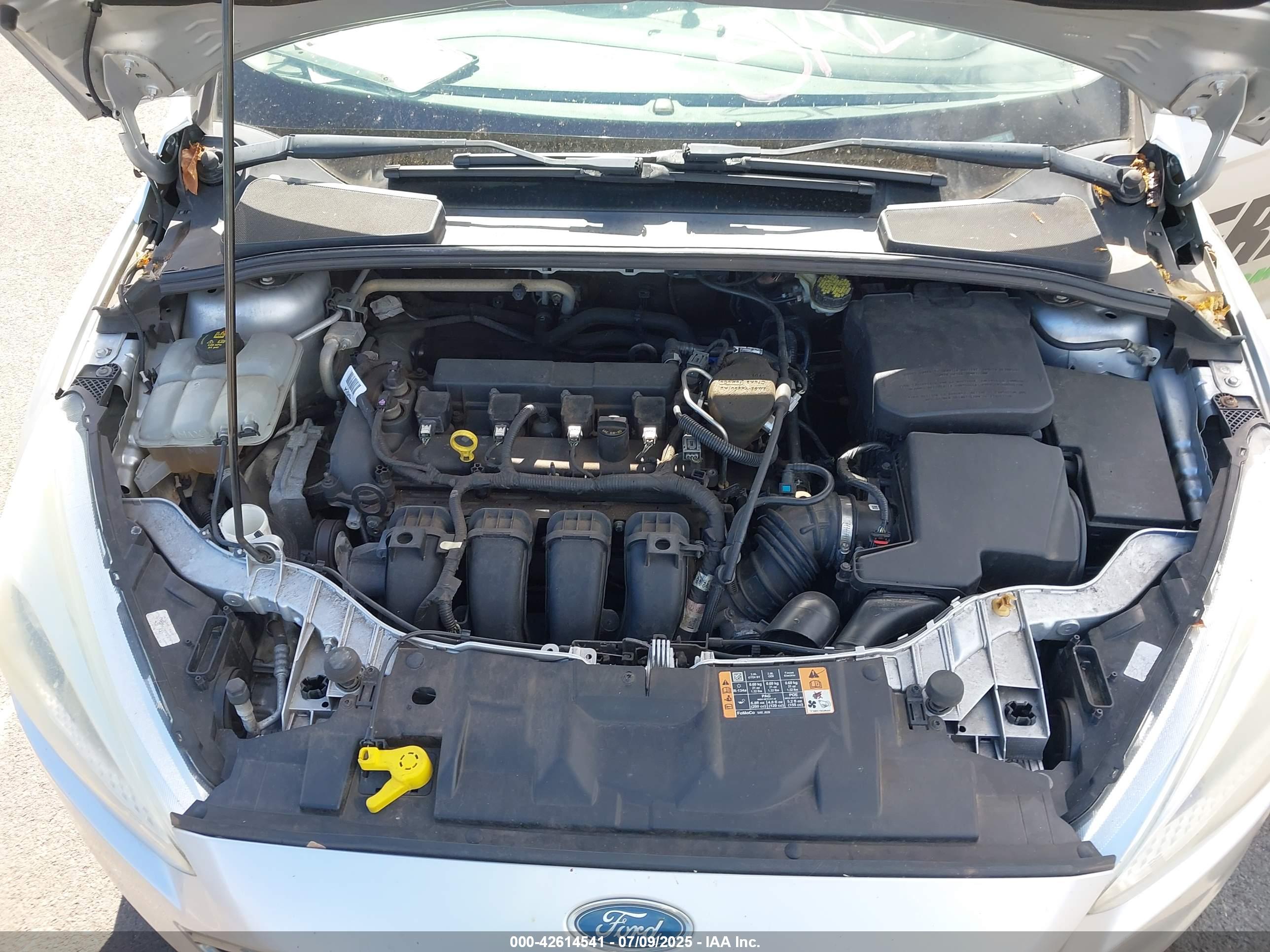 FORD FOCUS image 10
