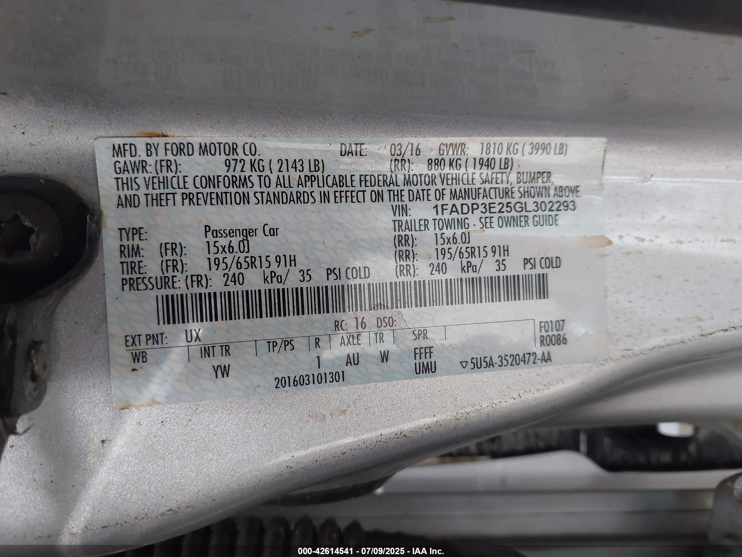 FORD FOCUS image 9