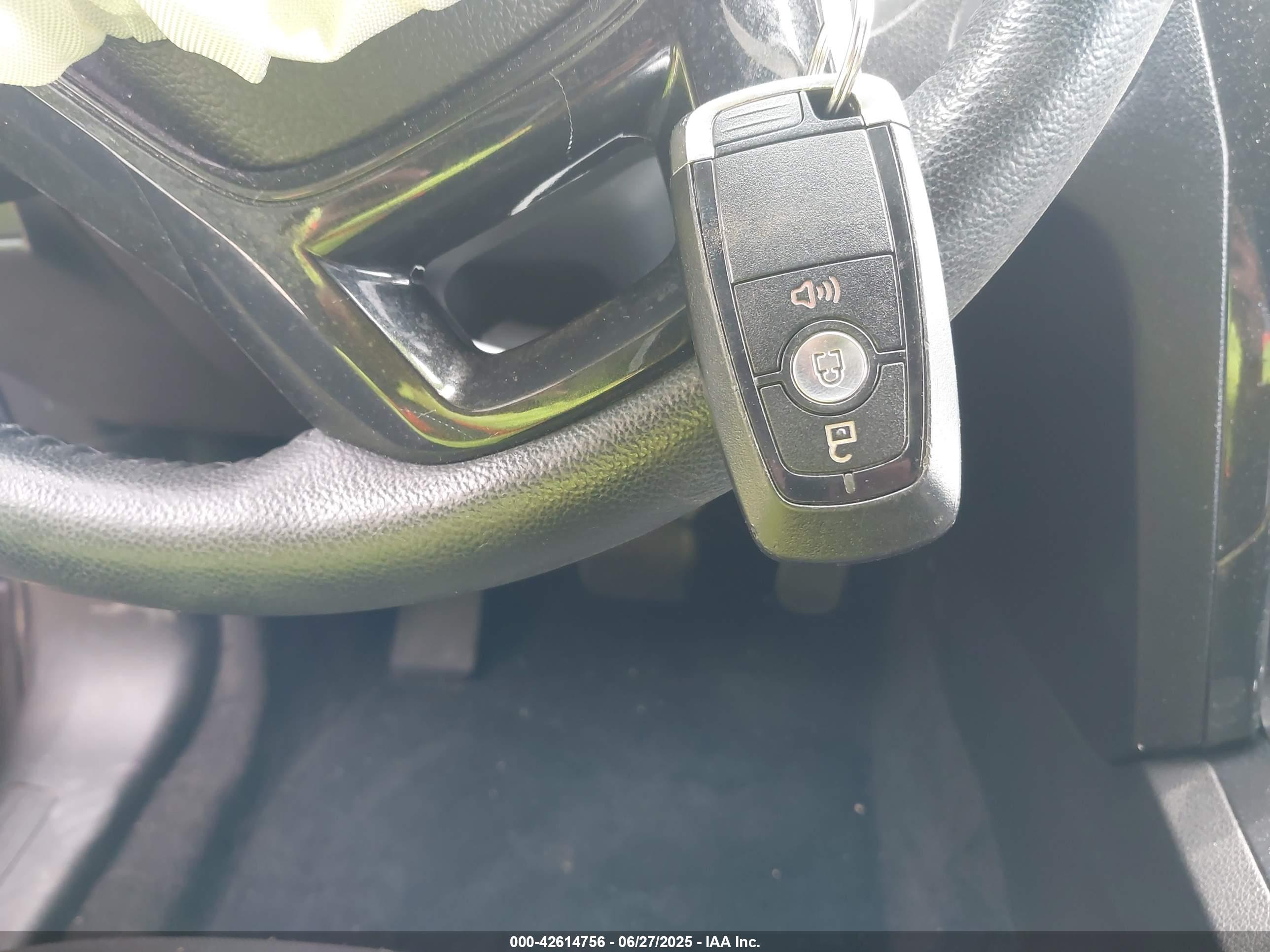 FORD EXPLORER image 11