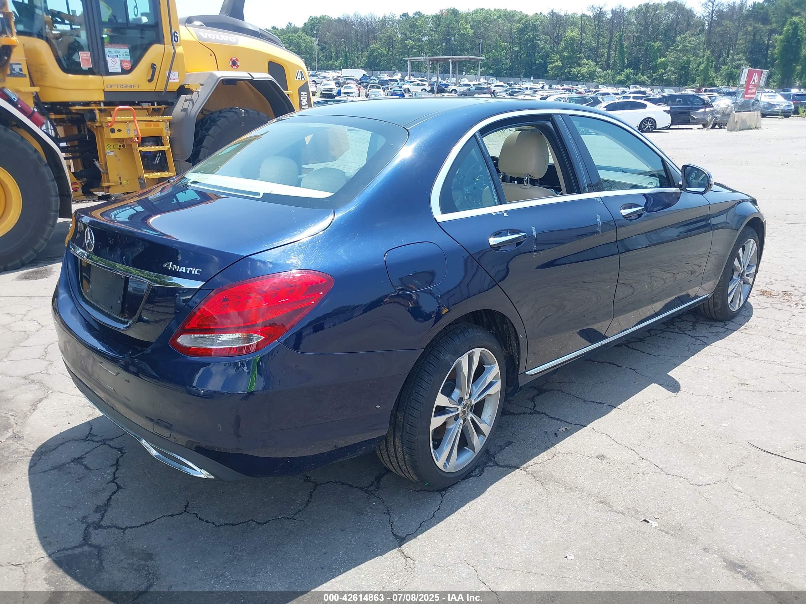 MERCEDES-BENZ C image 4