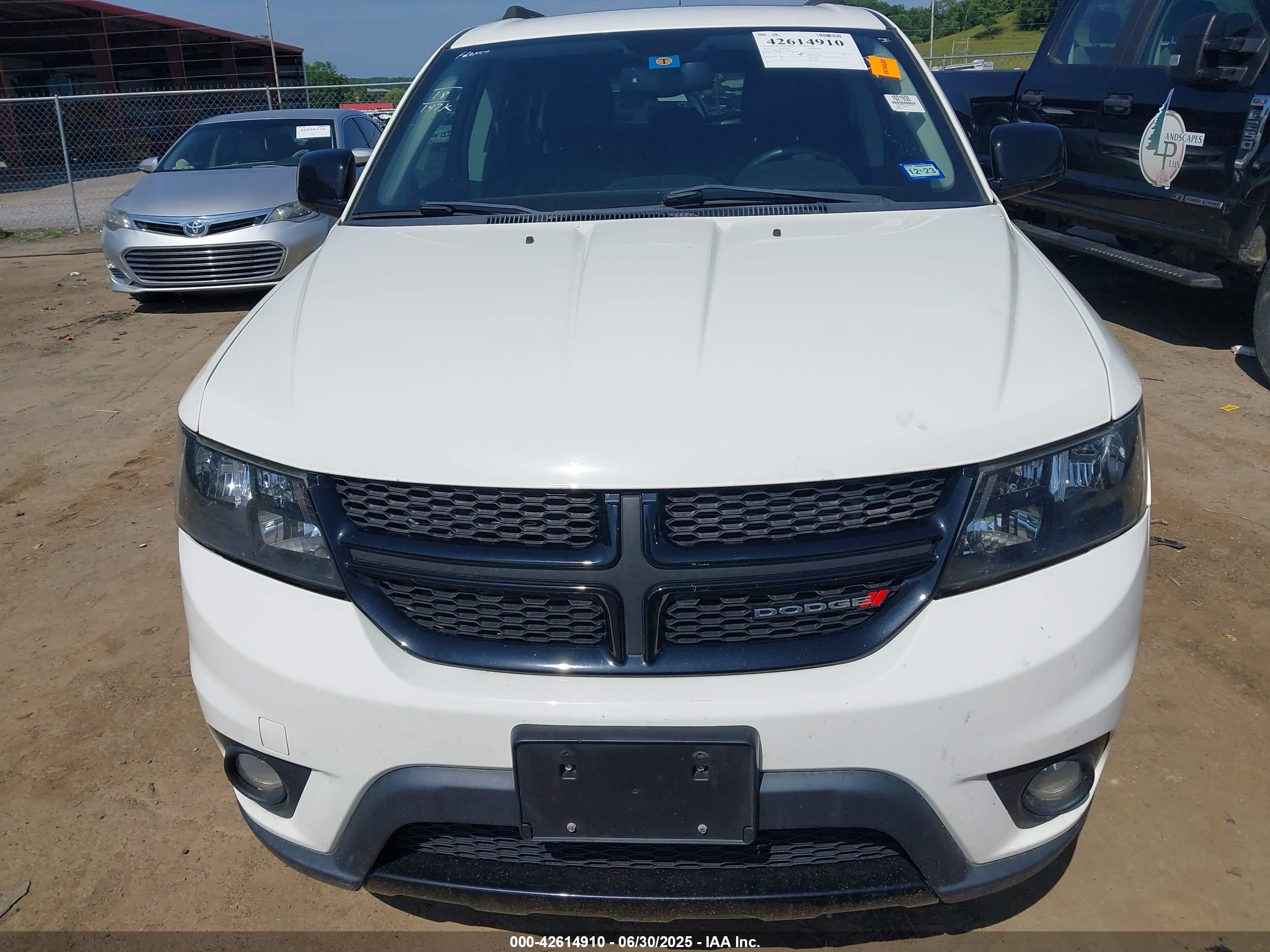 DODGE JOURNEY image 6